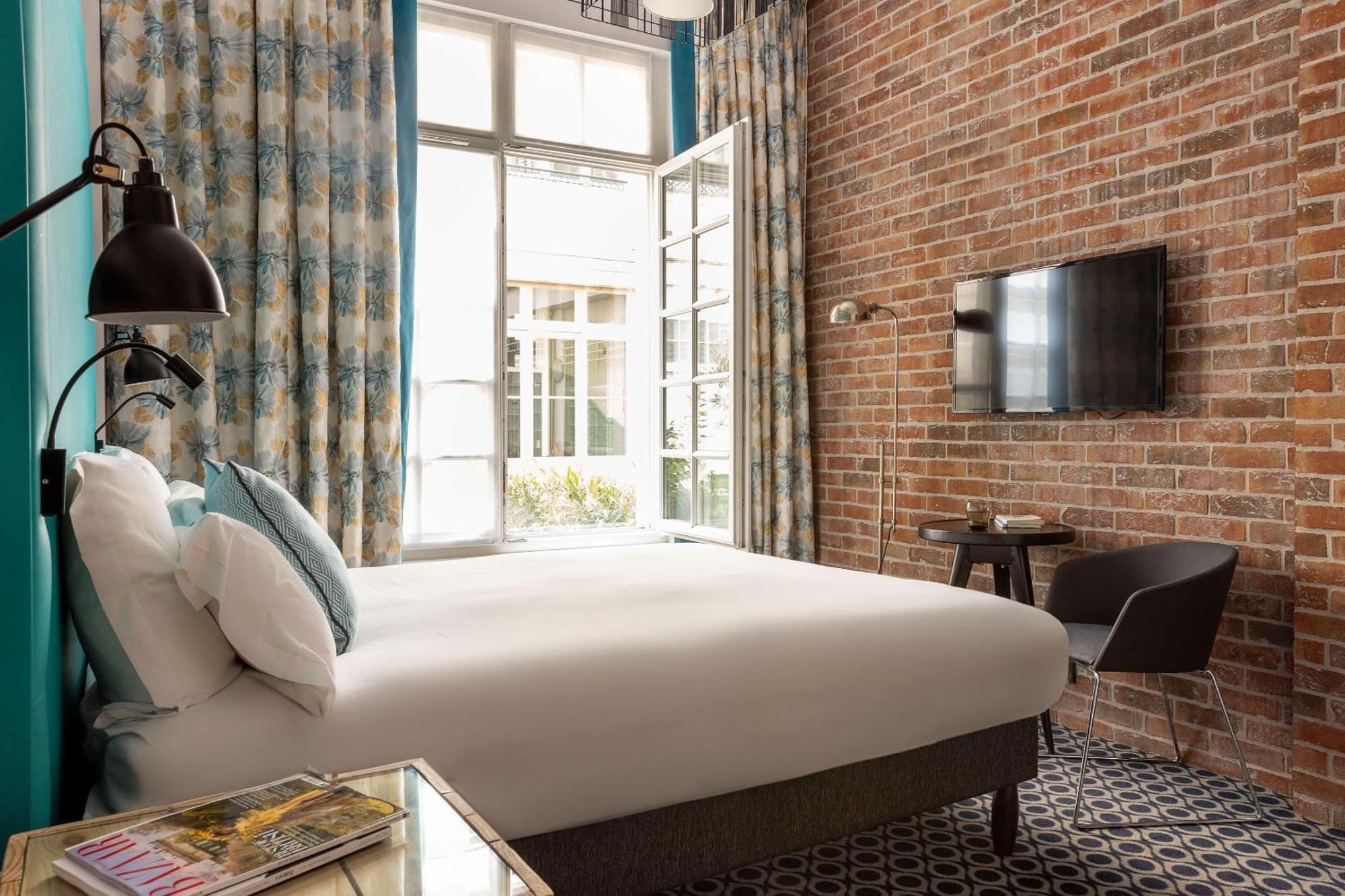 Fabric Hotel Paris