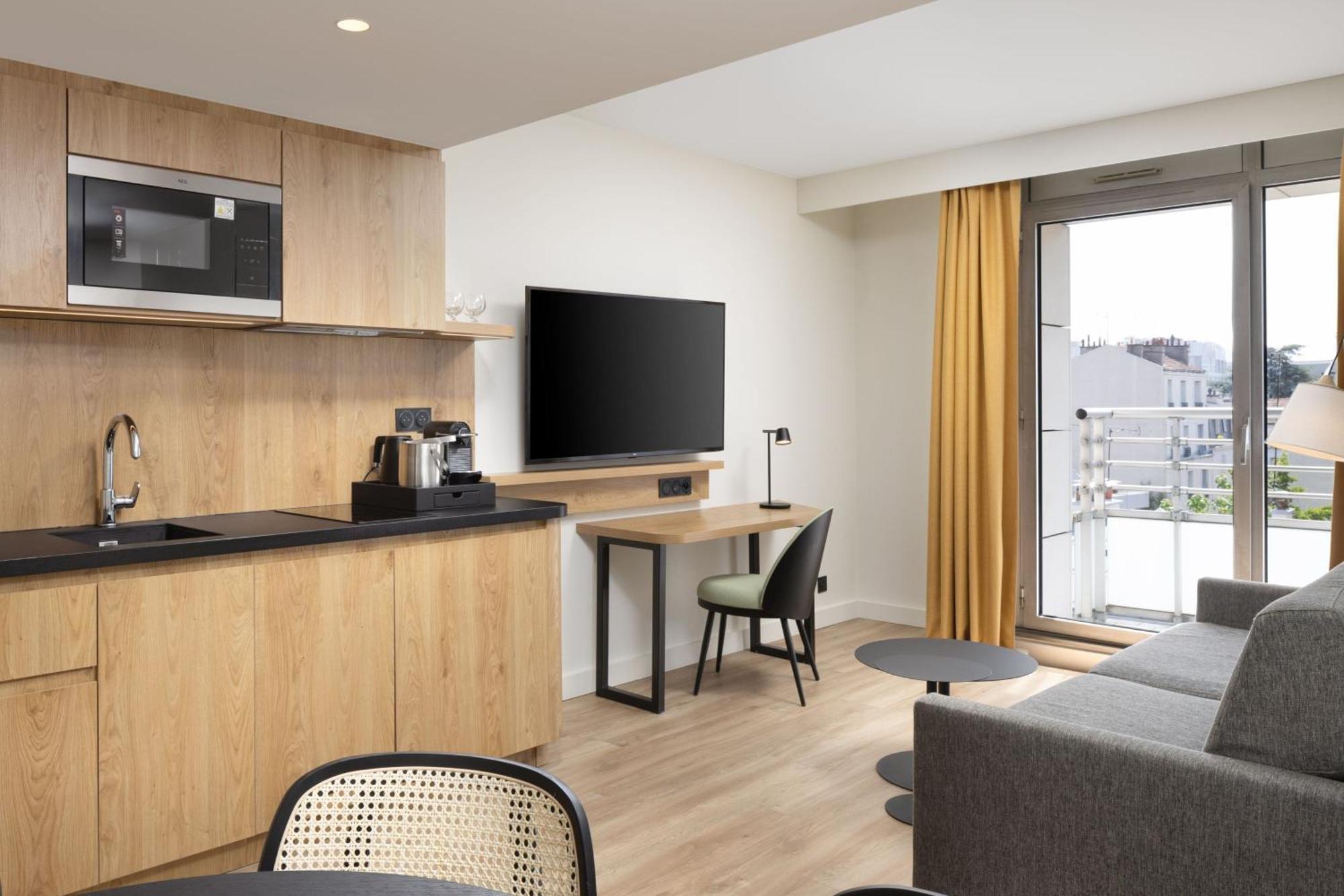 By Marriott Didot Montparnasse Hotel Paris