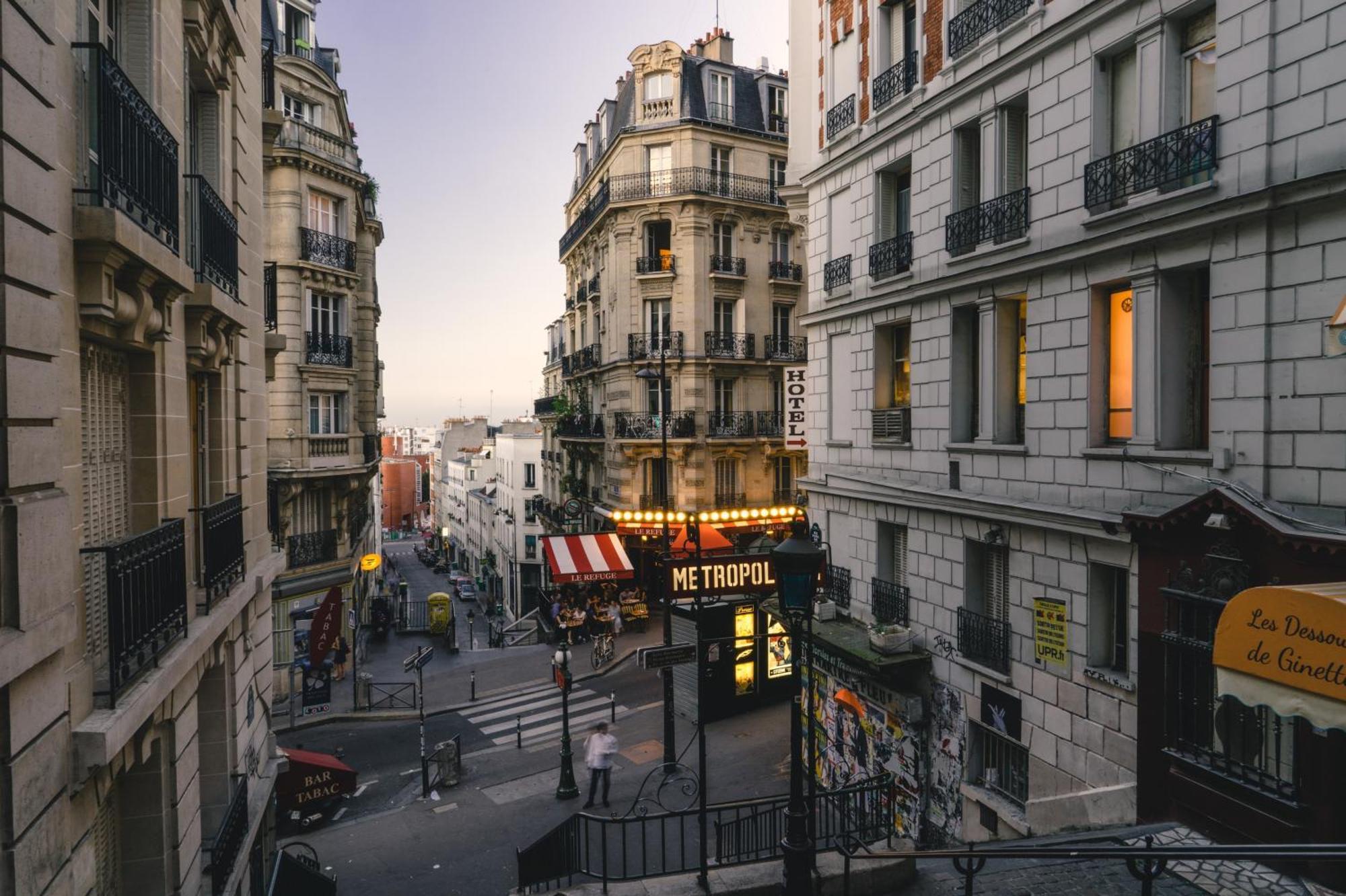 Apartment St Germain Des Pres With Balcony - Cityapartmentstay *