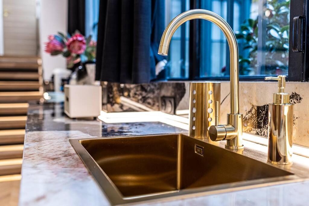 B Luxe Triplex, Cinema Near Place Des Vosges Ac Appartement Paris