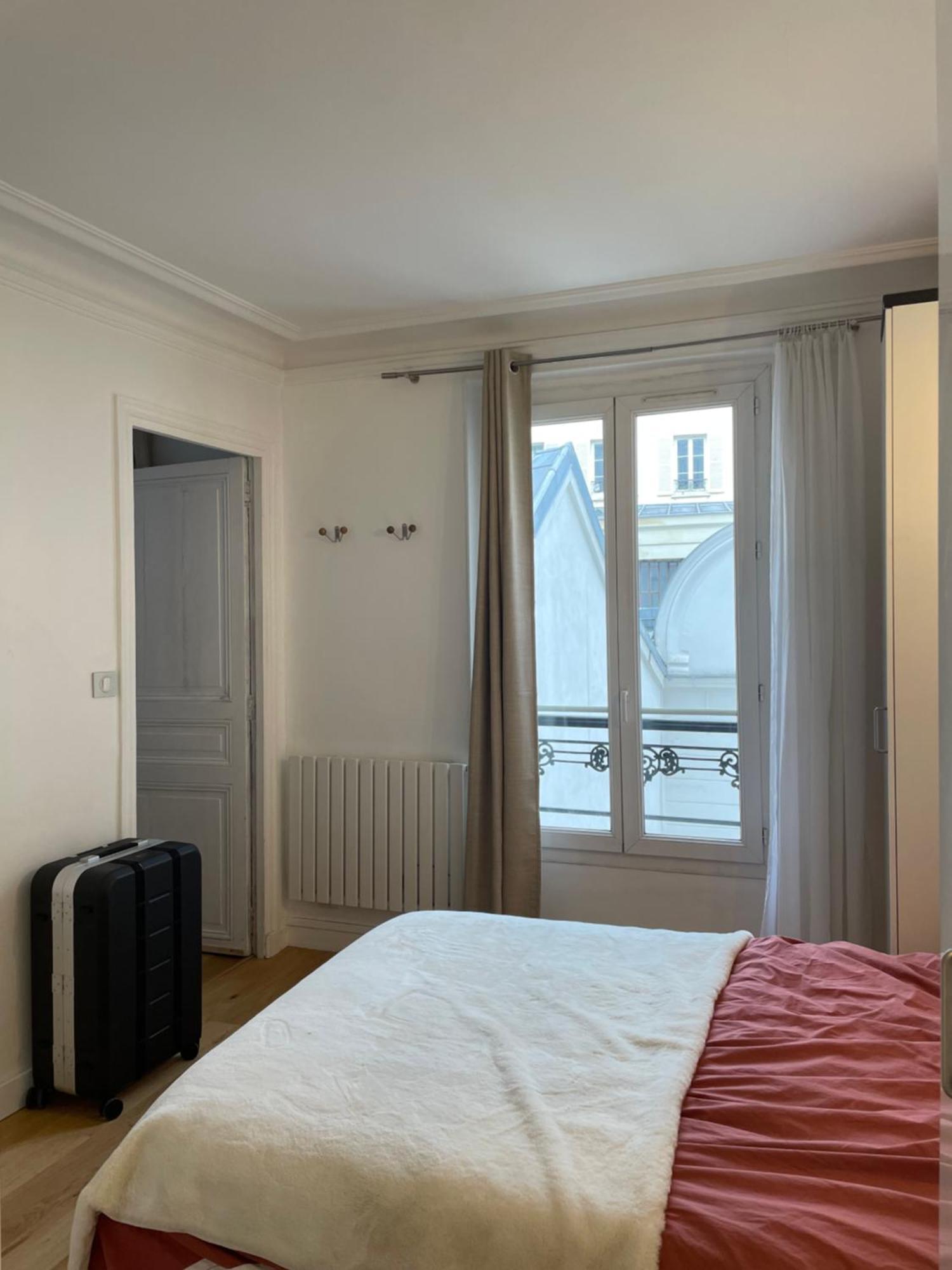 Apartment Batignolles-montmartre / Mathieu *