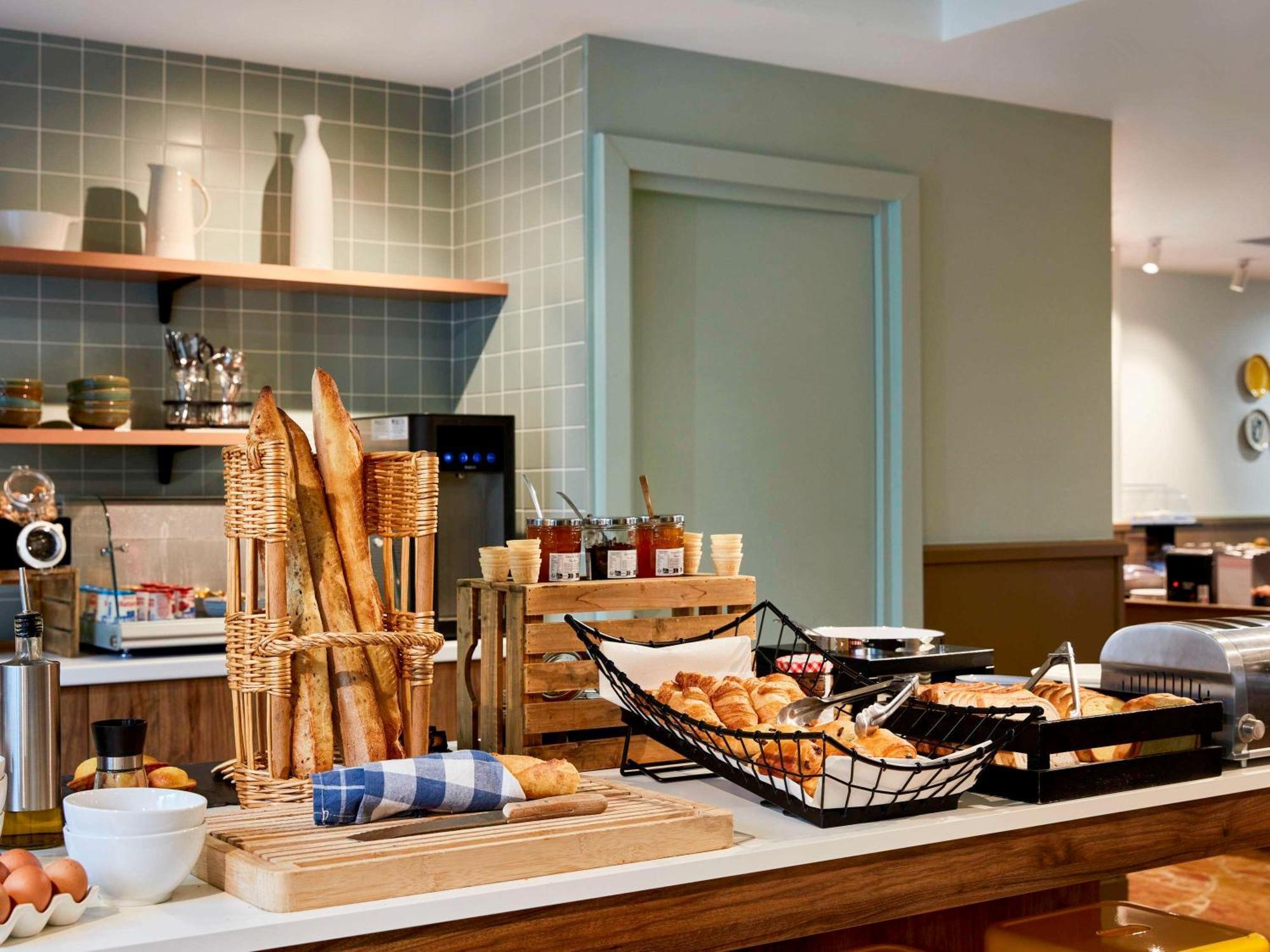 Adagio Buttes Chaumont Aparthotel 3*