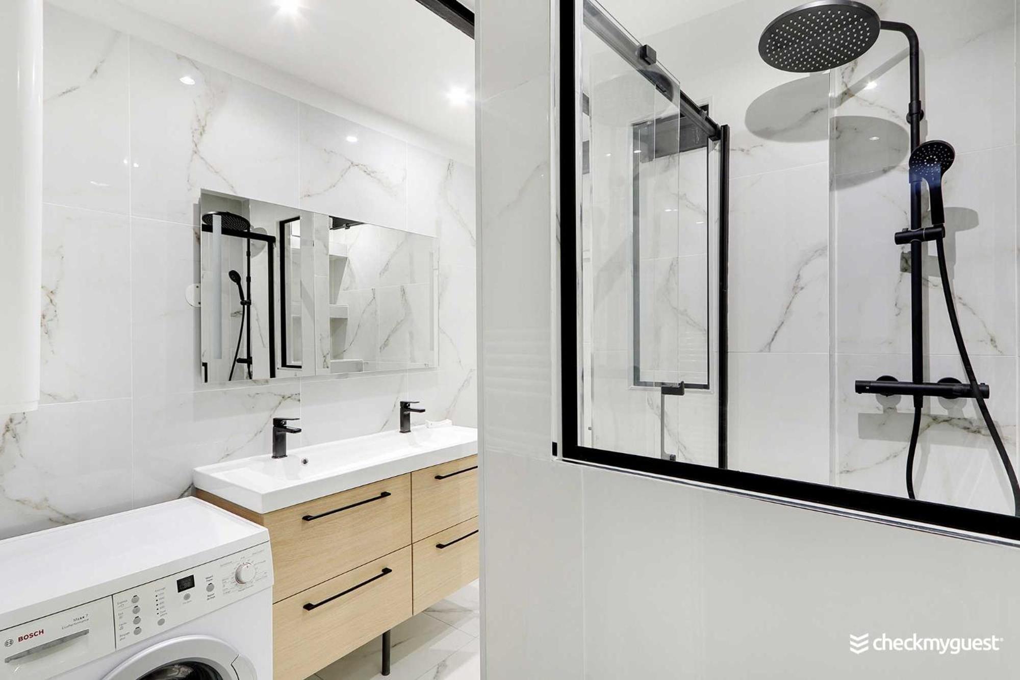 Lovely Montorgeuil 6p Appartement *