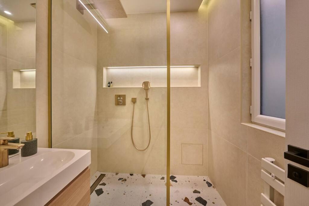 Appartement Elegant Flat In Paris, Near Saint Germain Paris