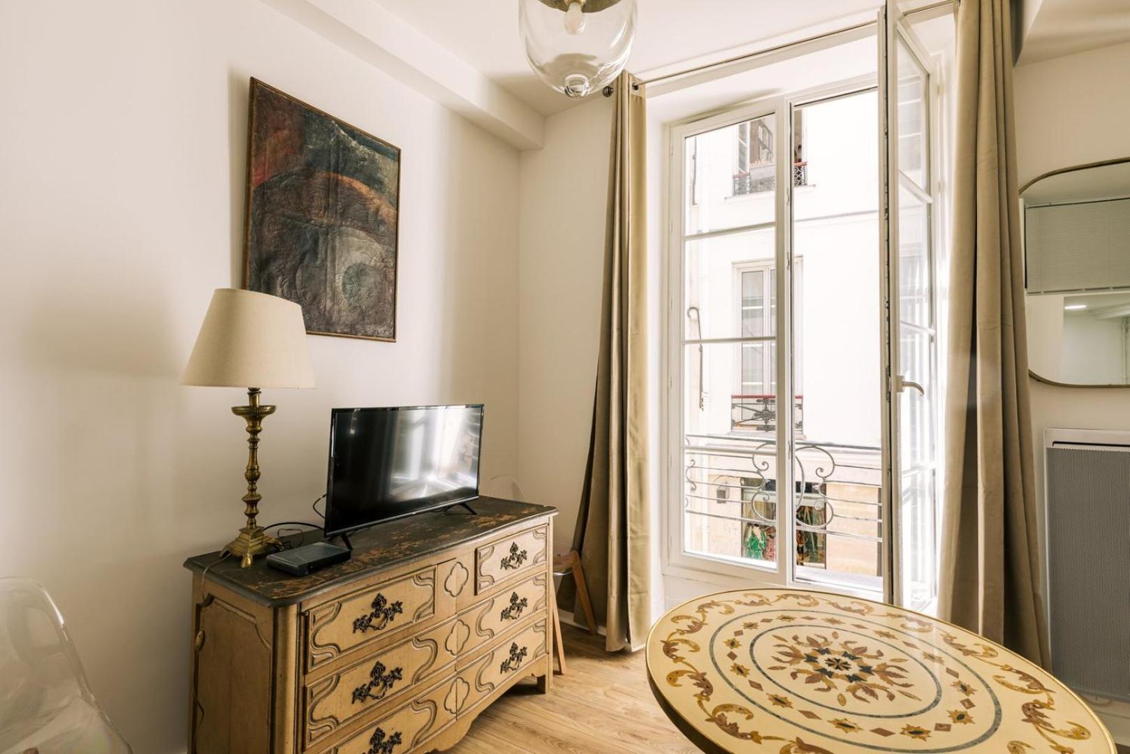 Guestready - Lovely In Paris, 15 Minutes From Notre Dame Cathedral. Apartment *