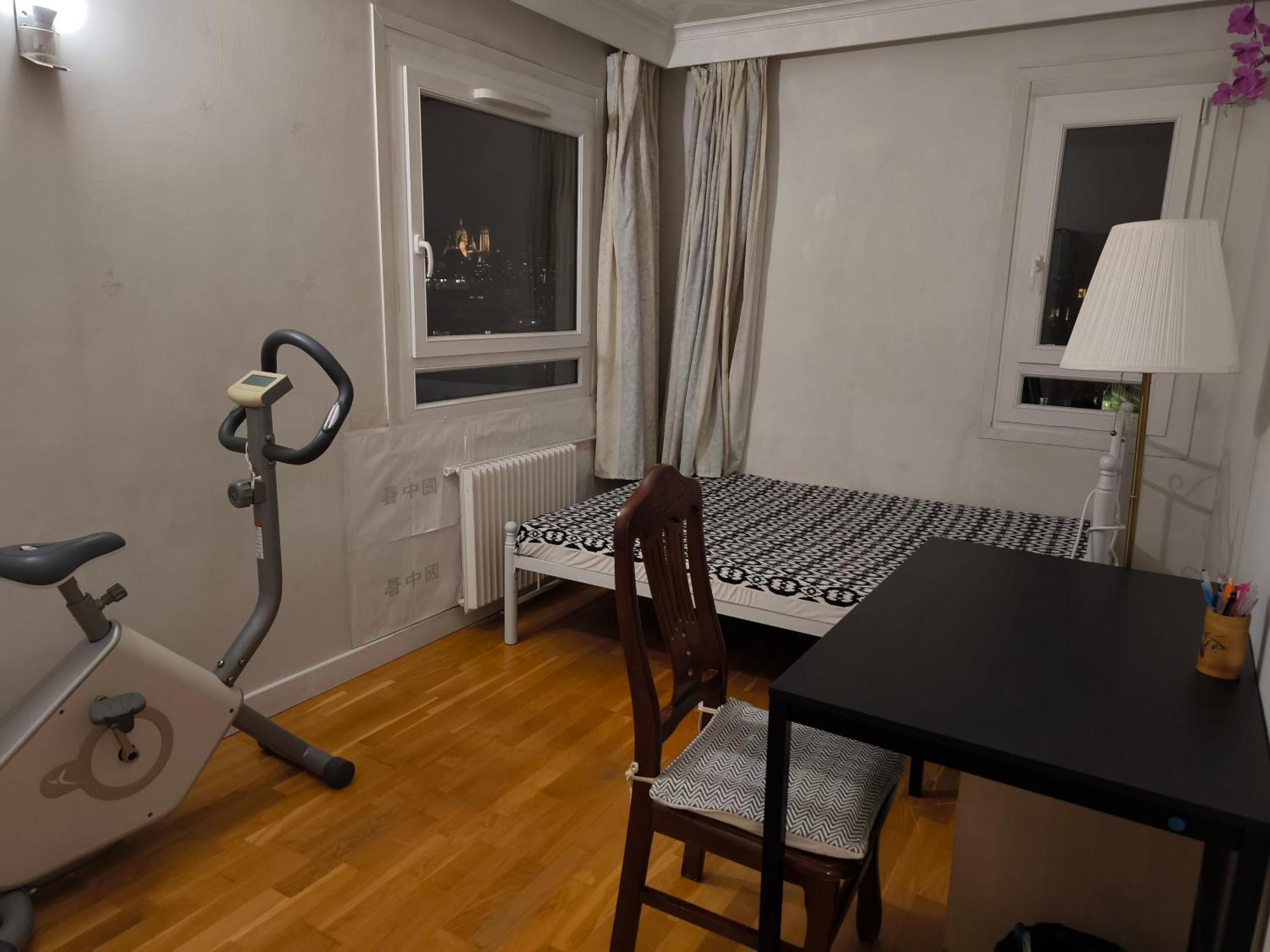 Privatunterkunft Lovely In - Near Arena Porte De La Chapelle *