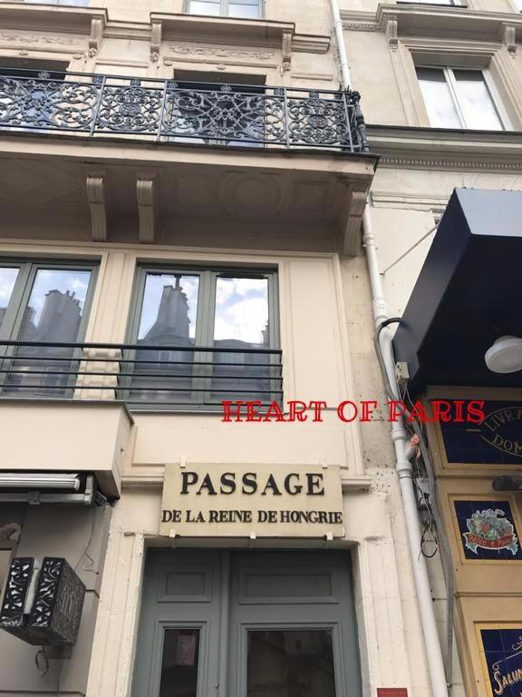Superb Tiny House In Heart Of 1st! *