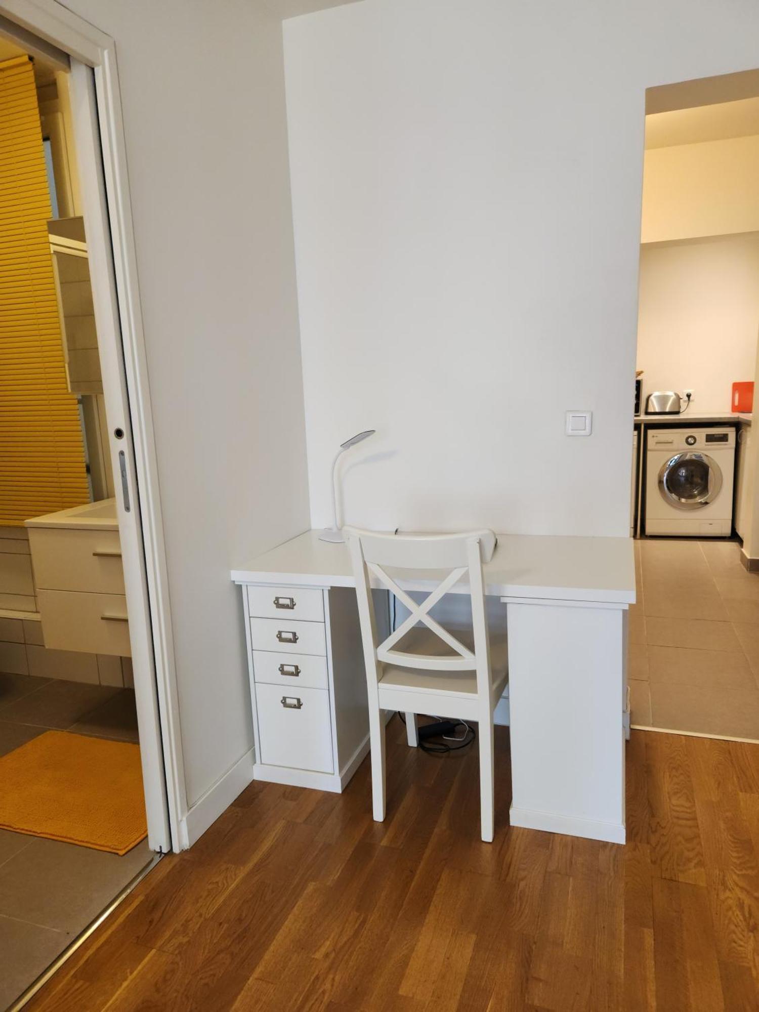 Apartment Rue Francois Miron Paris