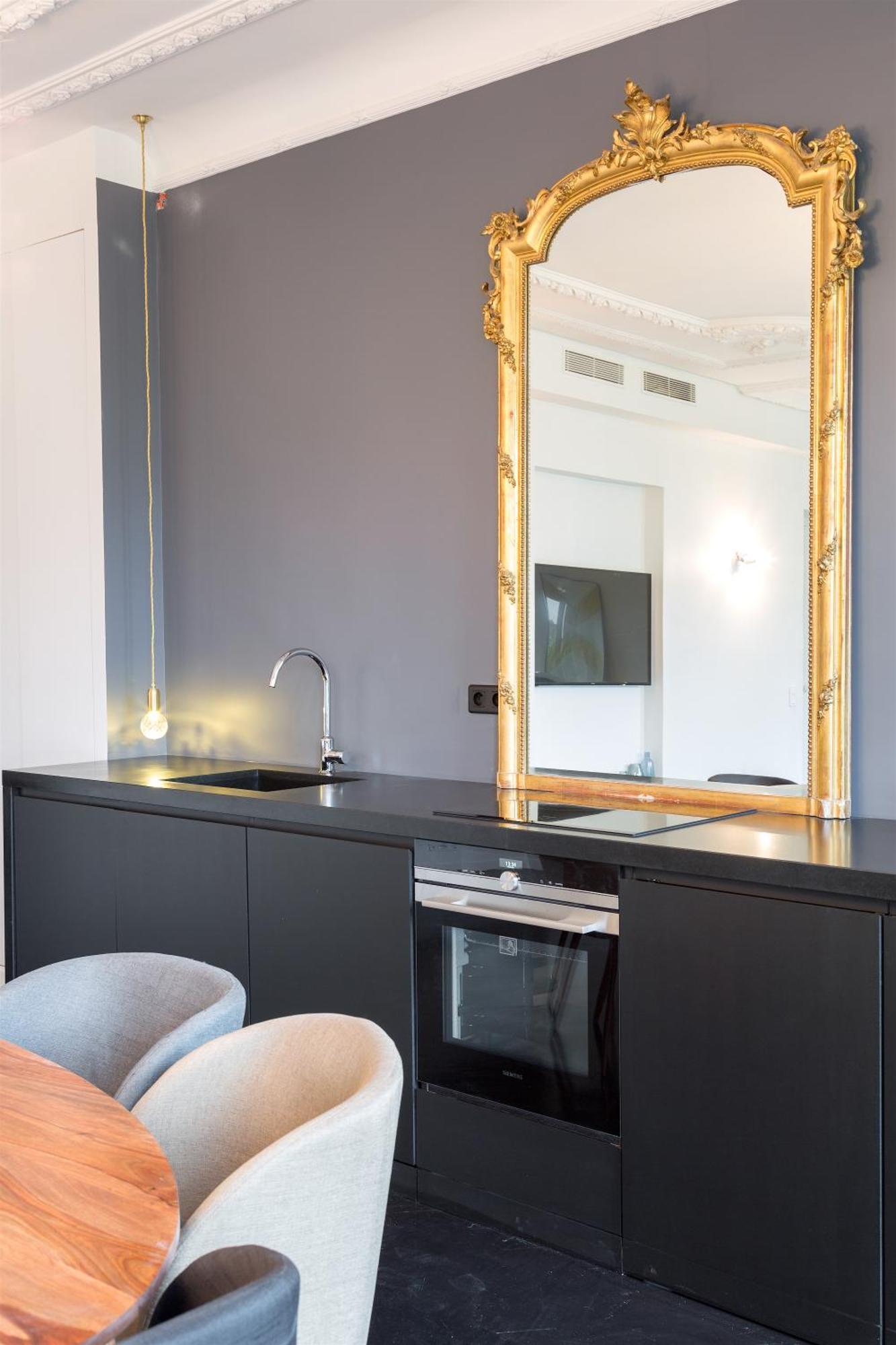 Apartment Drouot Luxe Paris
