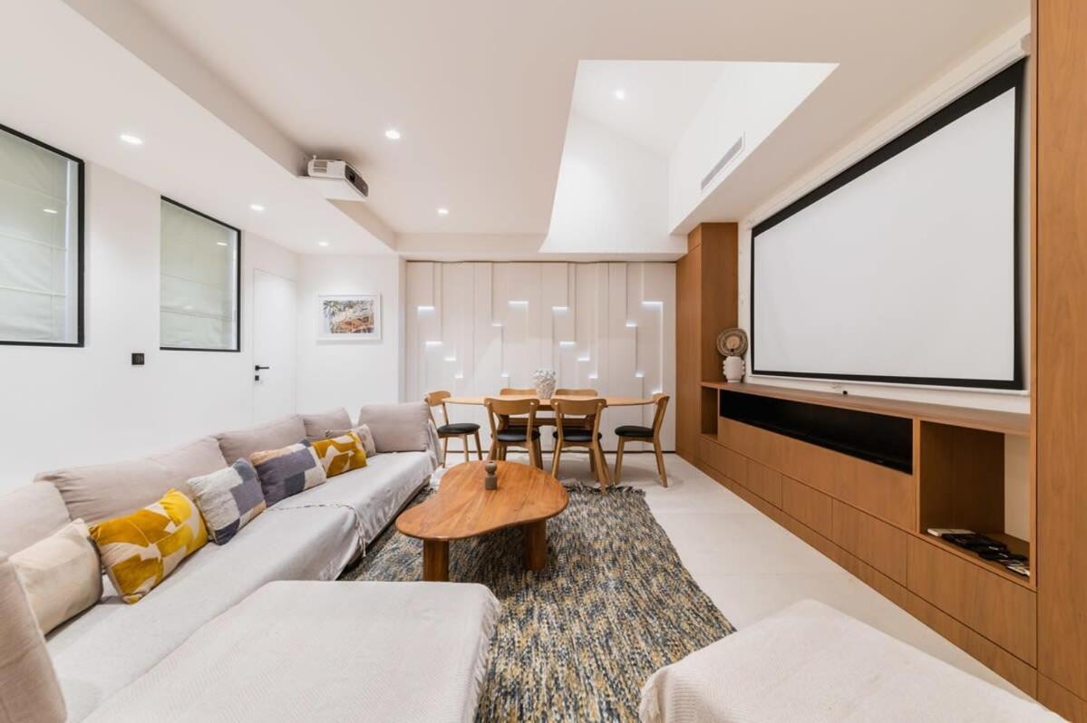 Apartment Luxueux Cinema Quartier Du Marais - 8p - Flat-guest Paris