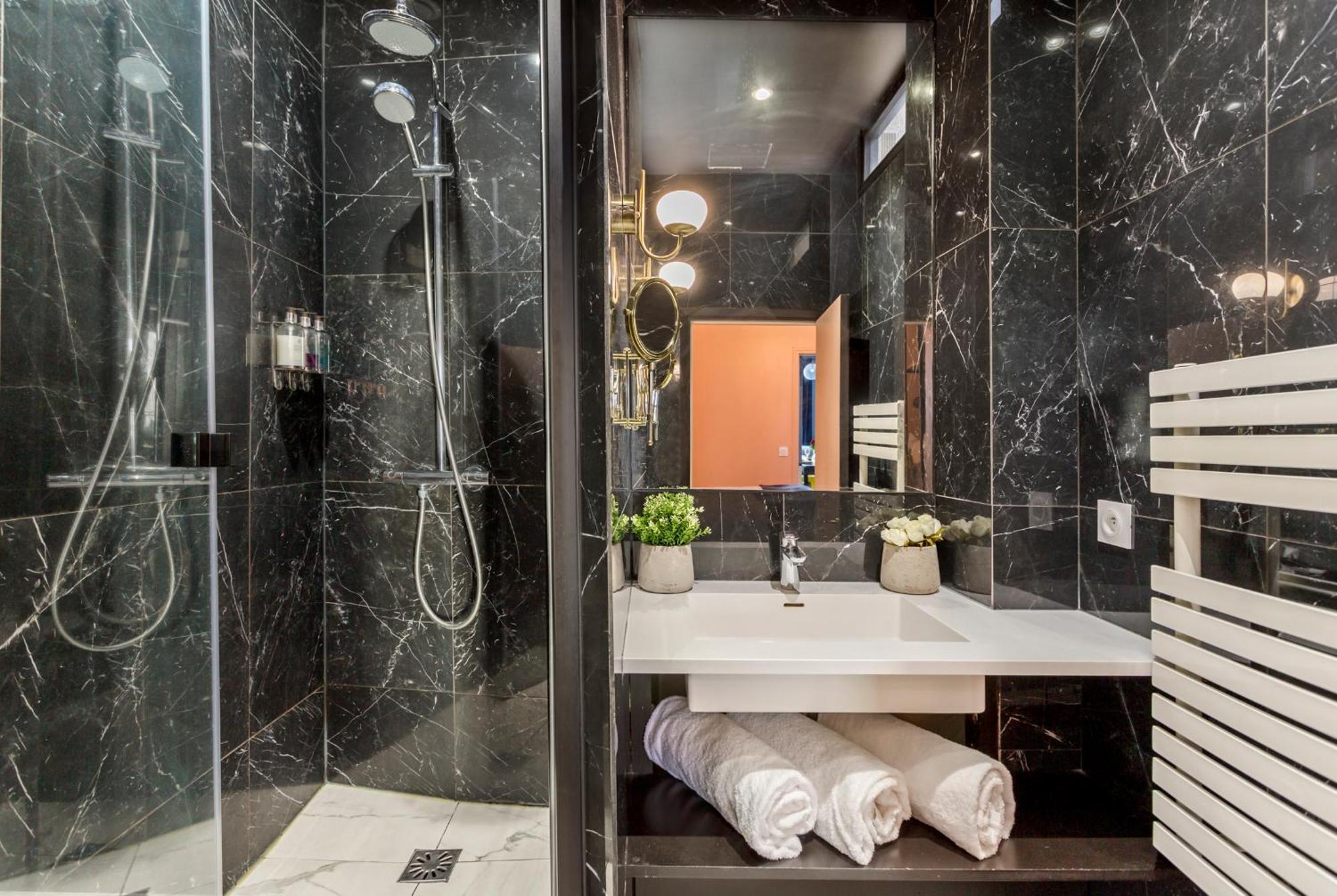 Apartment Merveil - Luxury - Marais - Saint Denis I Paris