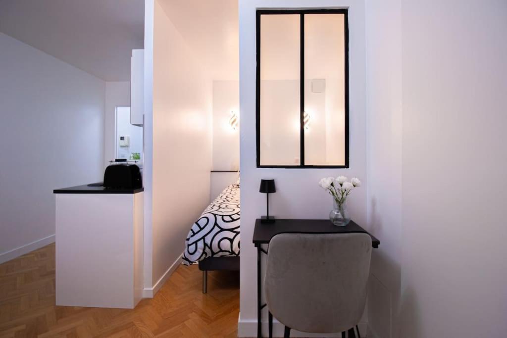 Renove Et Central Bastille/marais Apartment