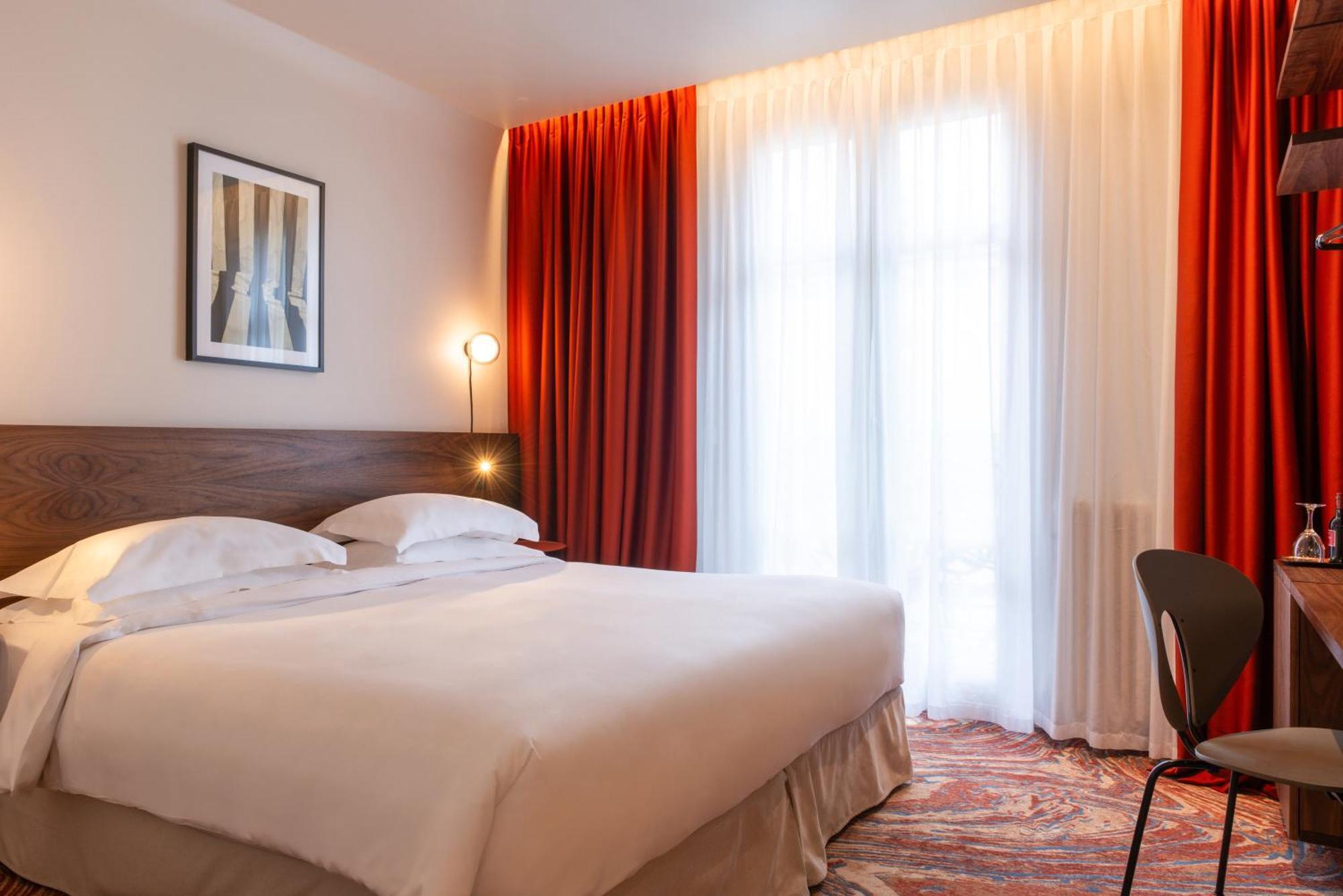Golden Tulip Opera De Noailles 4*