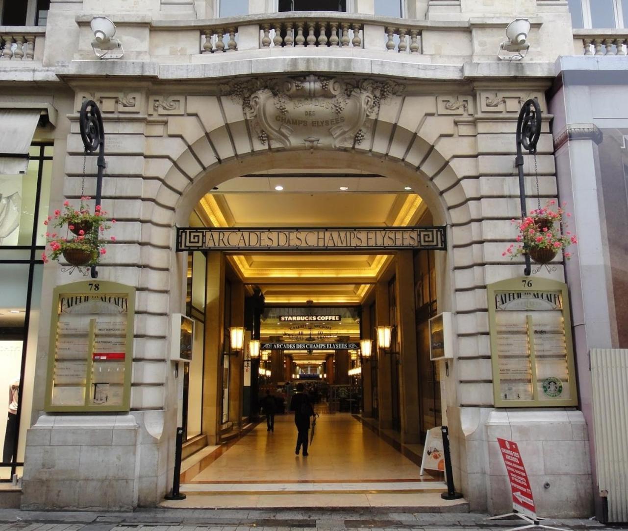 Apartment Spacious On The Champs-elysees Paris