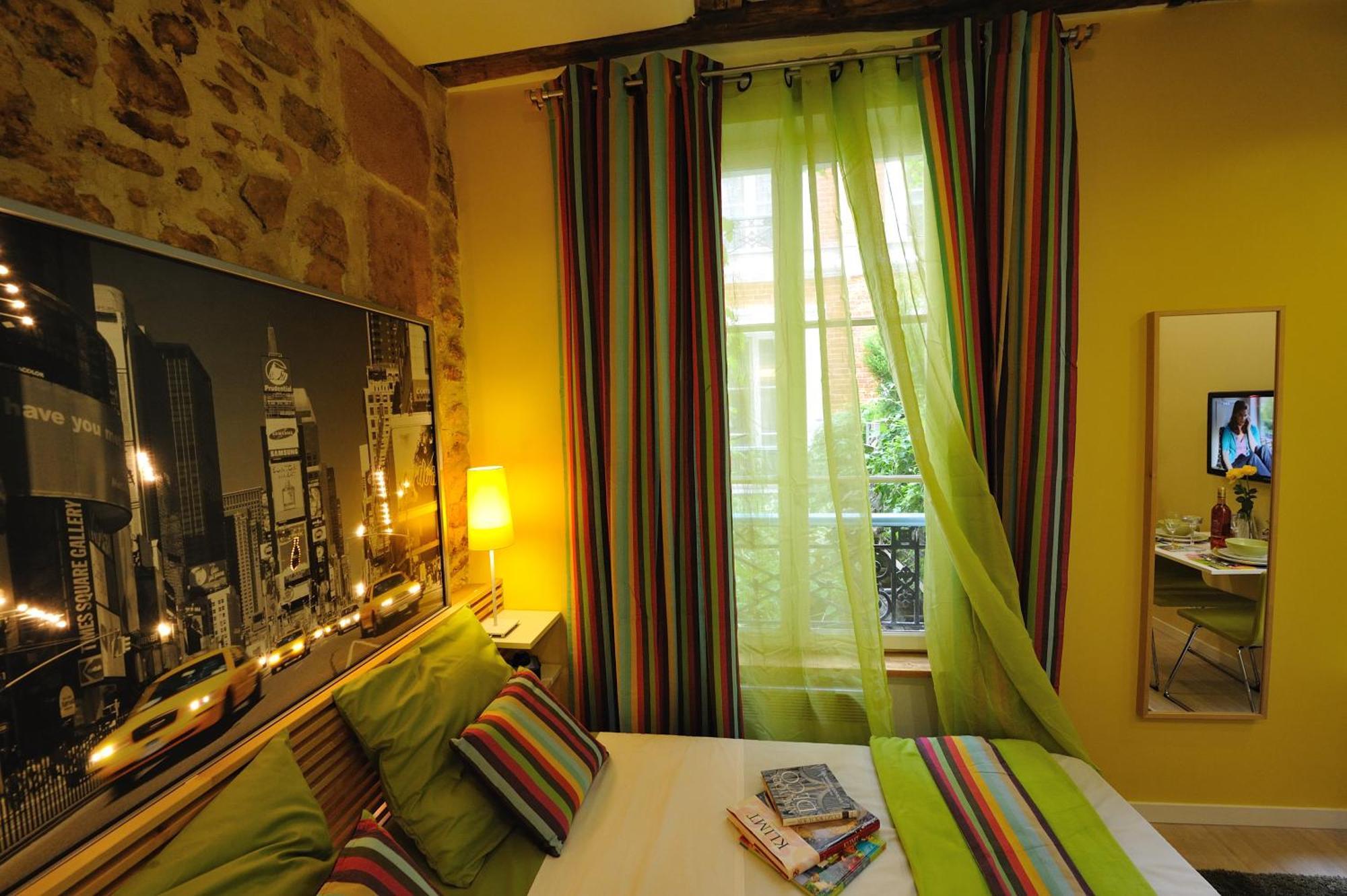 Apartment Les Patios Du Marais 1 *