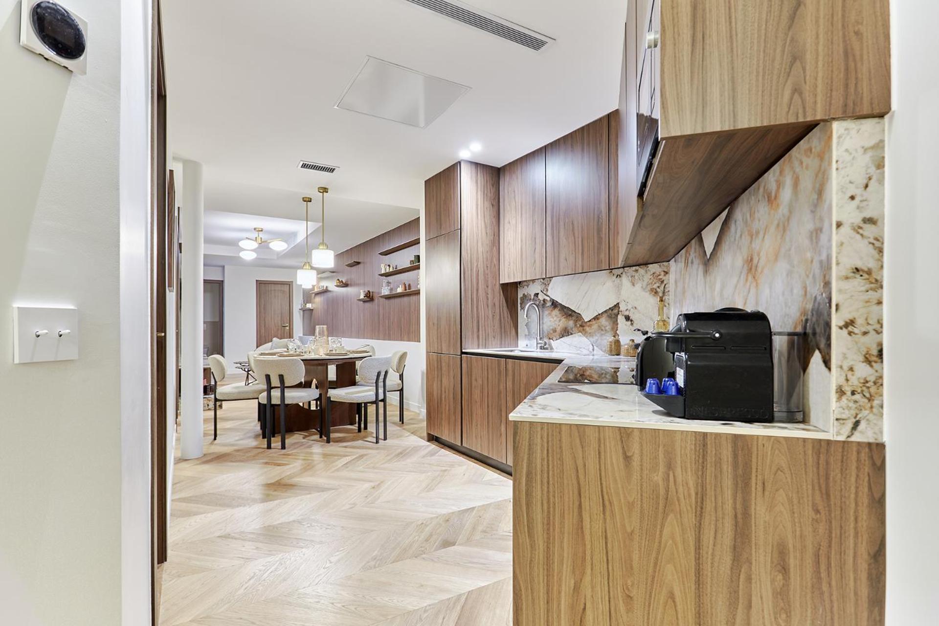 Apartment Sublime 3 Bedrooms Center Of By Prestige