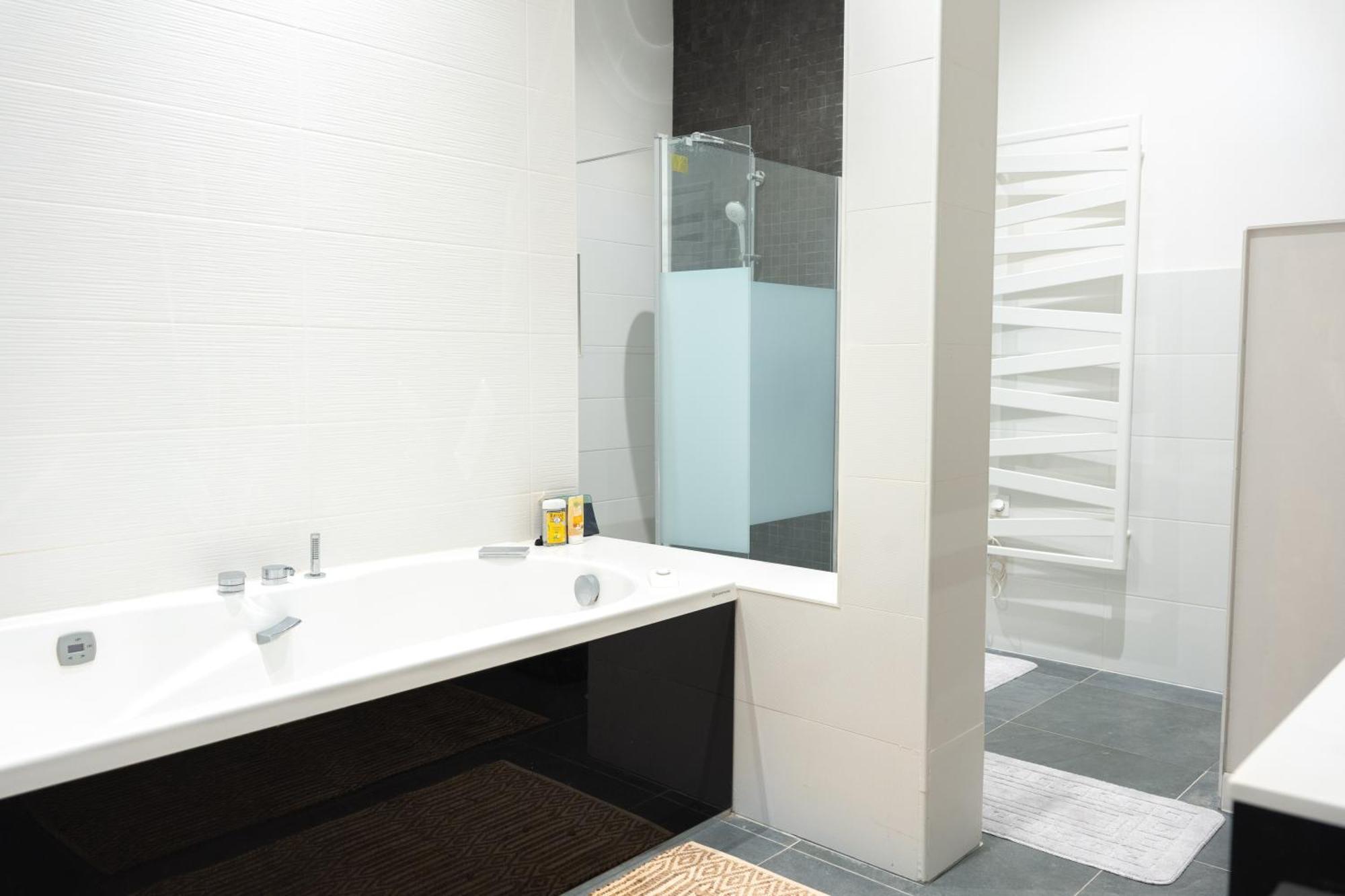 Appartement Spacieux De Luxe *