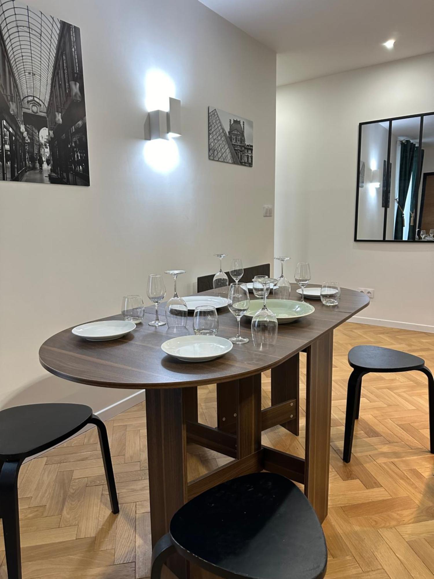 Temple, 3 - Le Marais Apartment