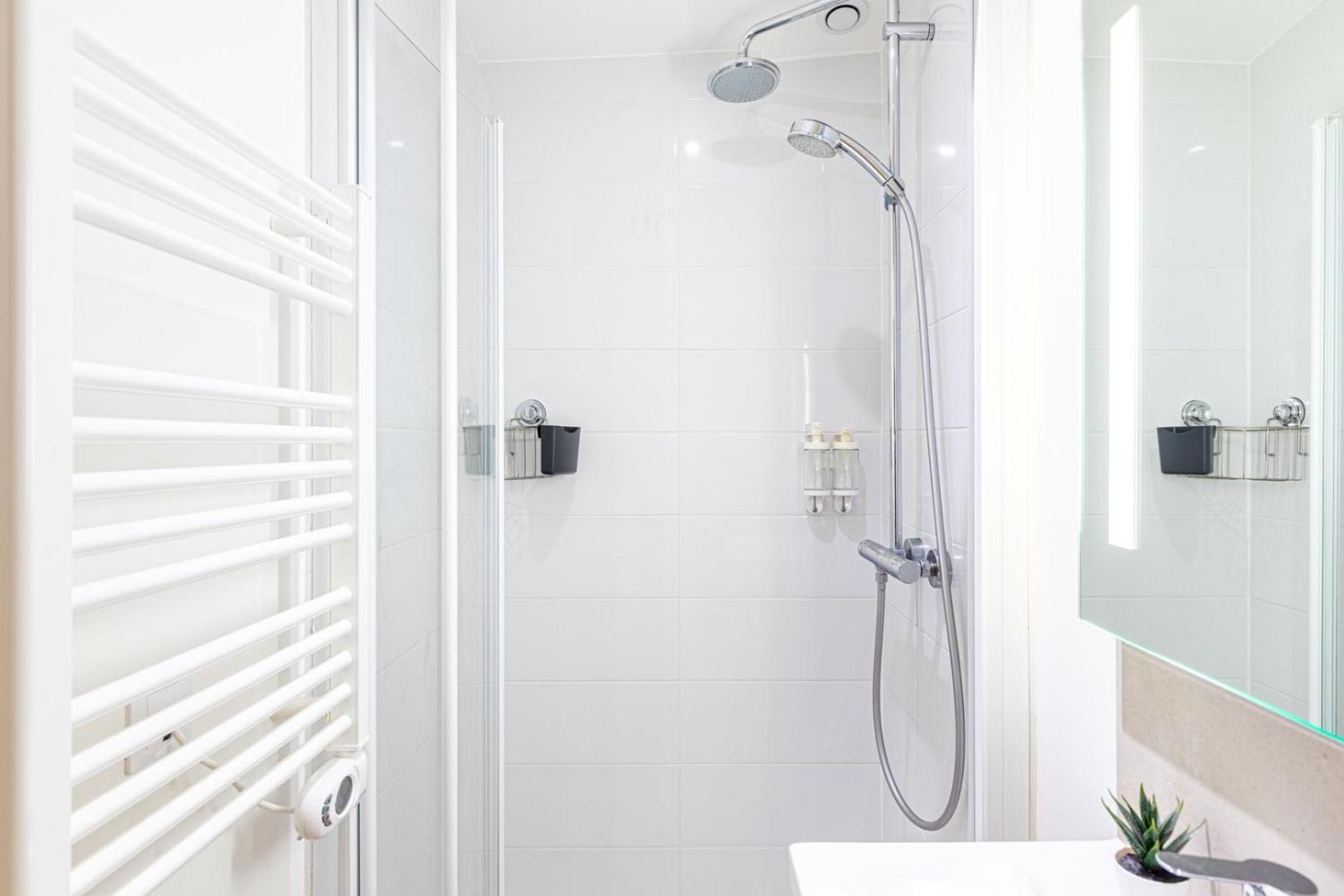 Guestready - Serene Near Champ De Mars Paris