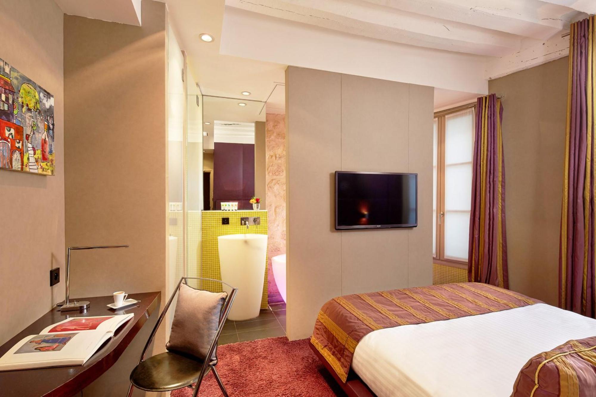 Hotel De Notre-dame Paris