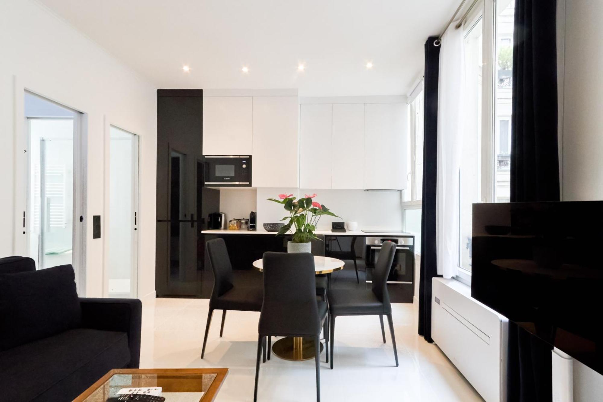 Champs-Elysees Executive Apartment Apartment
