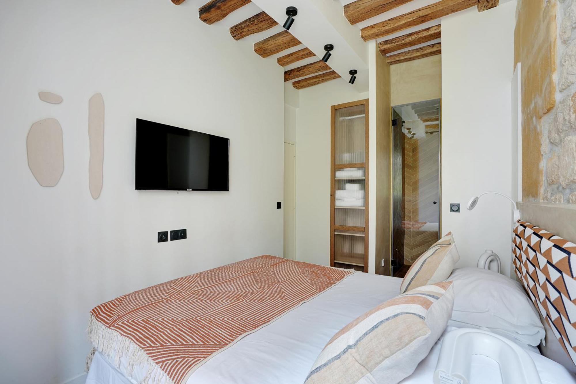 Spacious - 3br-6p - Place Des Vosges