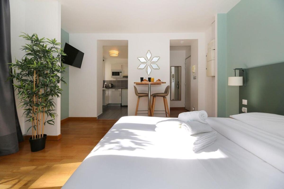 Appartement 202 - Calme Et Reposant A 5 - Flat-guest