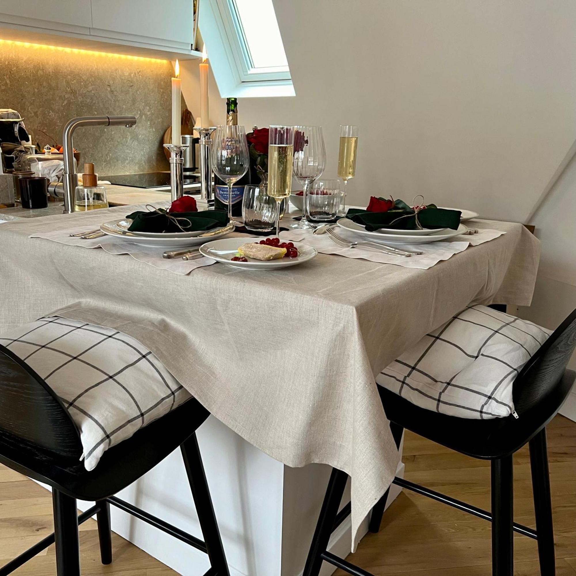 Michel Ange Casa In Apartment Paris