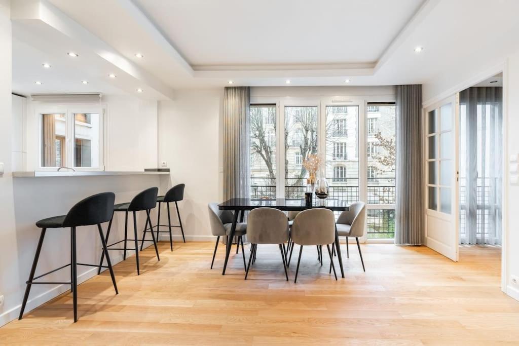 Appartement A French Chic In Victor Hugo *