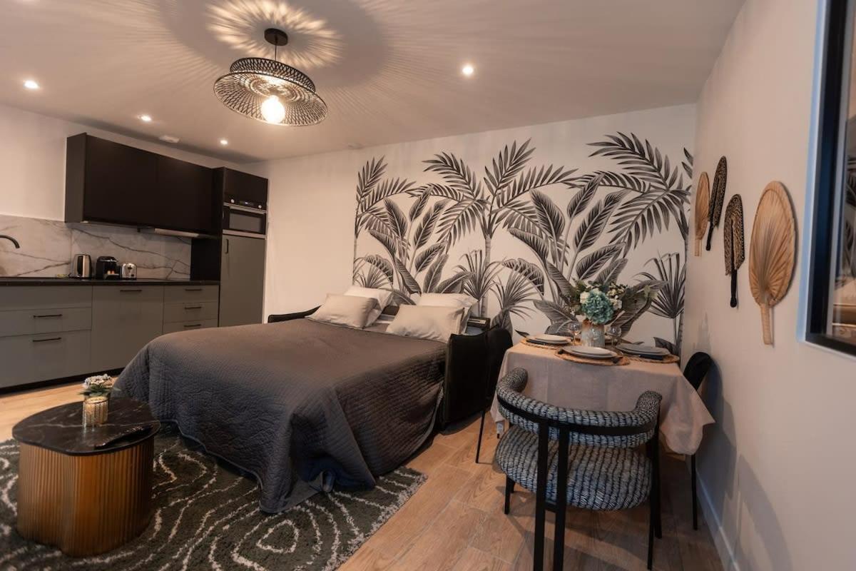 Rez De Chausse Dans Rue Pavee 4 Pers Nation Appartement Paris