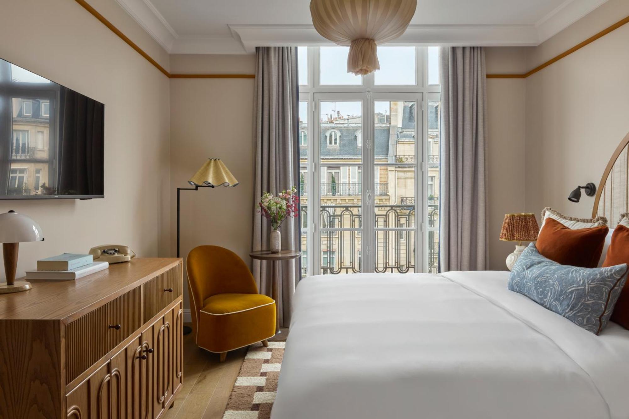 Miiro Le Grand Cayre Hotel 4*