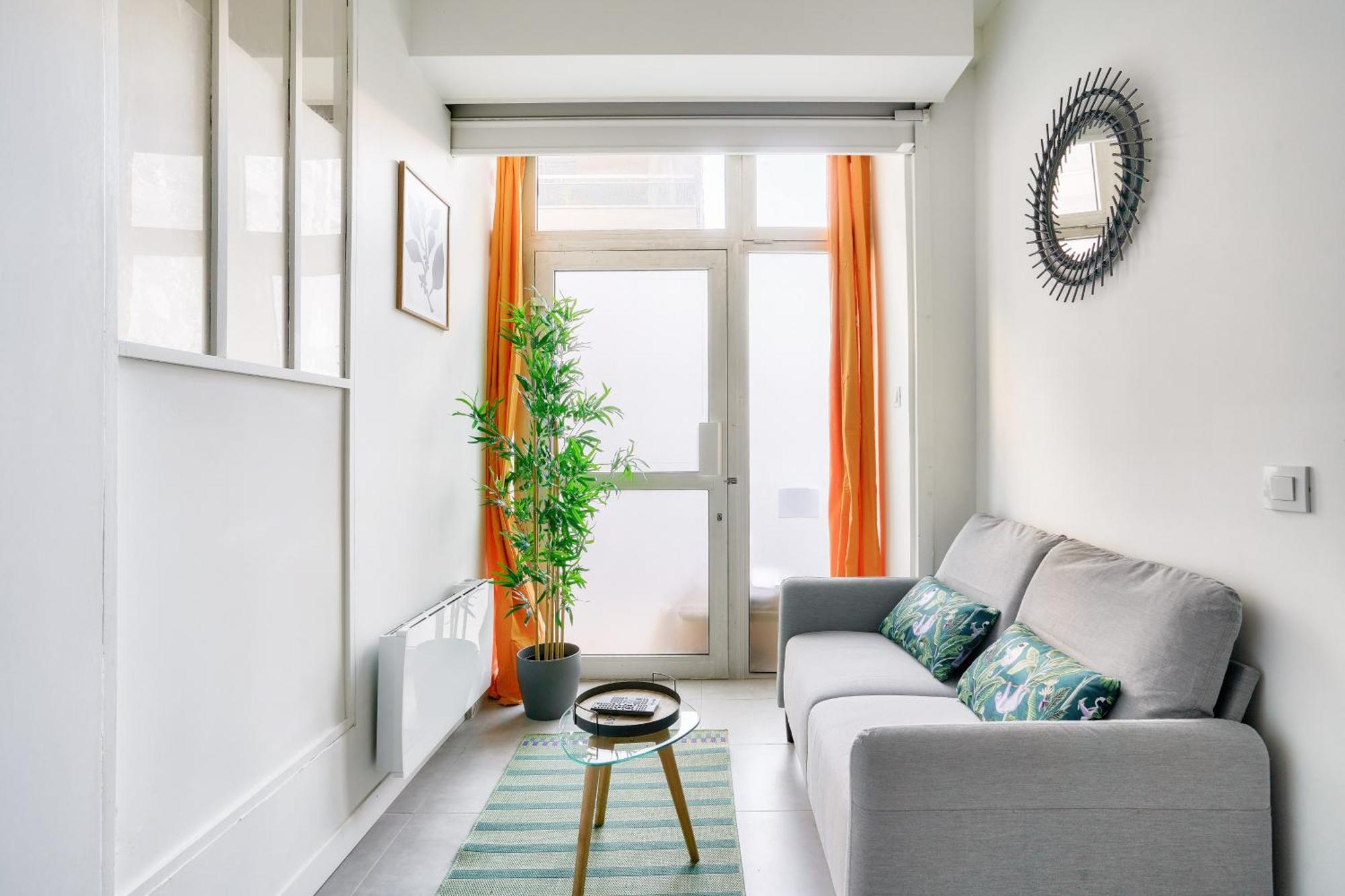 Apartment Beautiful In The 15 District *