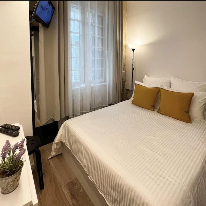 Cozy In Saint Germain Des Pres Apartment *