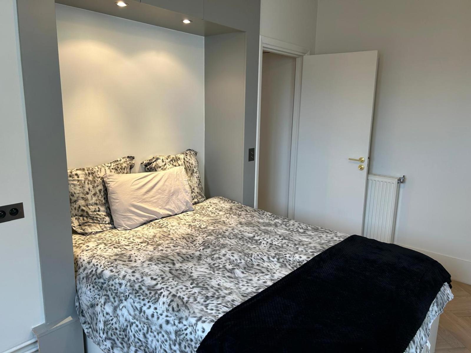 Luxueux Metro George V - Hermes - Champs-elysees - Arc De Triomphe Appartement *