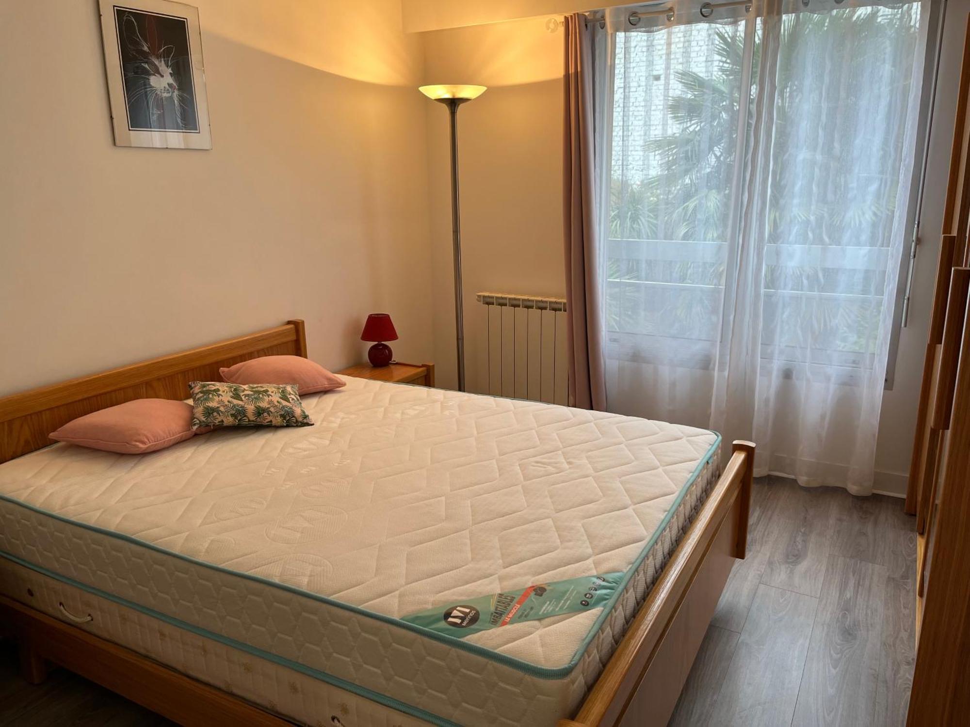 Proche De La Campagne A Apartment
