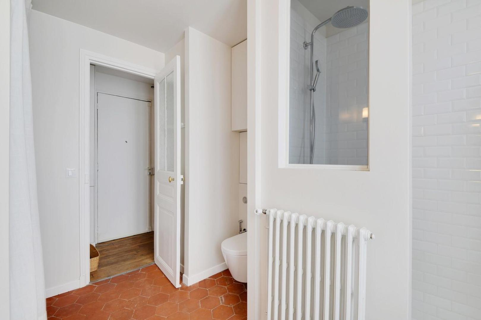 Guestready - Parisian Elegance In The 19th Arr. Appartement