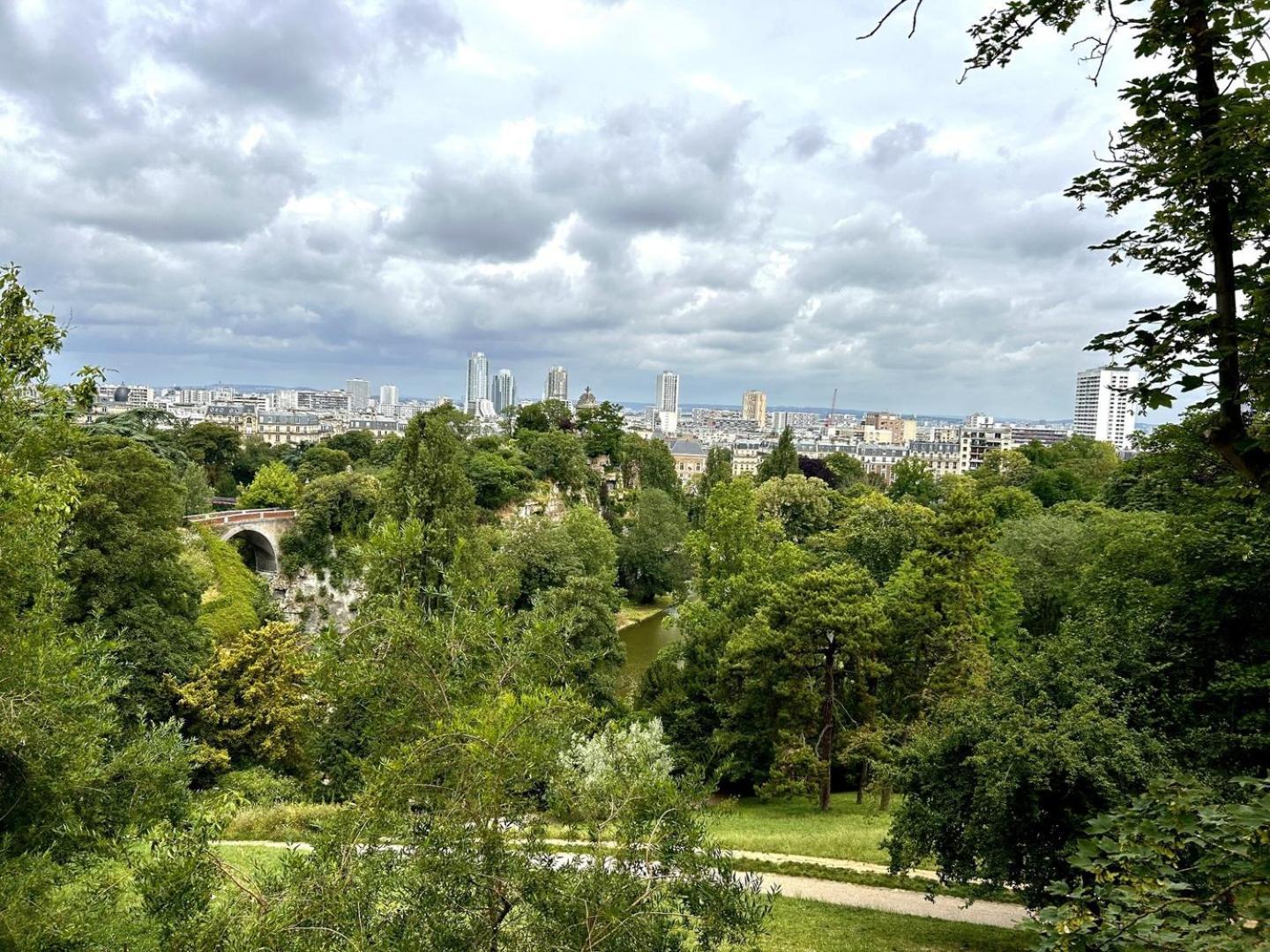 Guestready - Parisian Elegance In The 19th Arr. Appartement