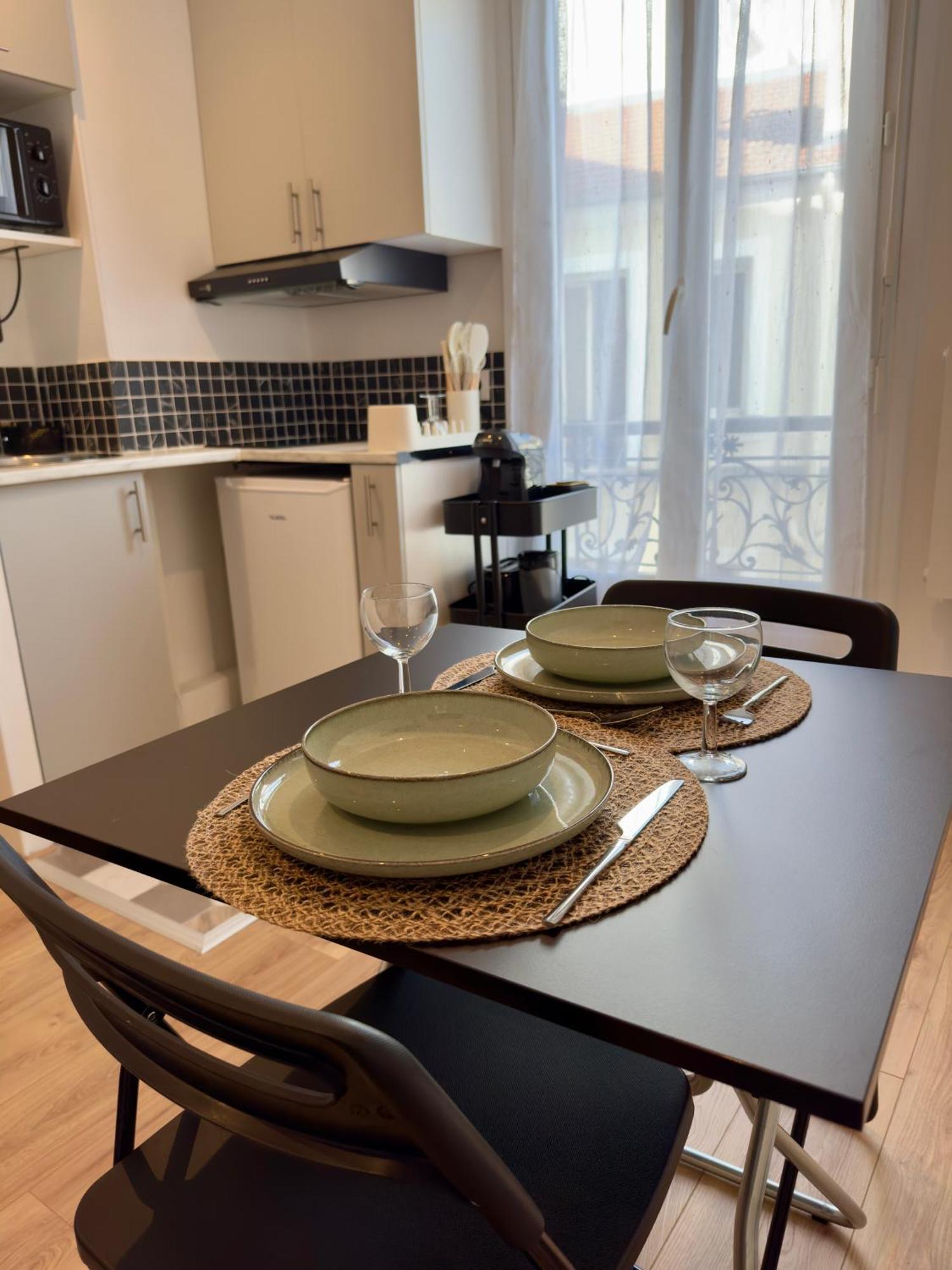 Homestay Superb And Elegant In Paris' Heart