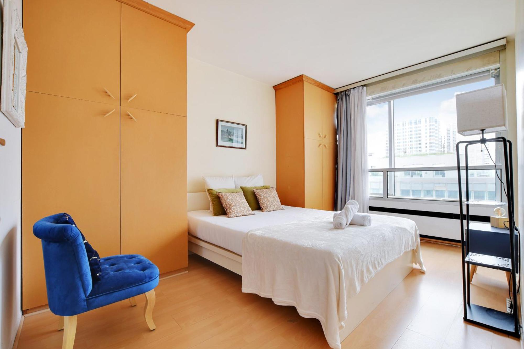 Family Seine & Spacious Flat 8min Walk To Eiffeltower Ac