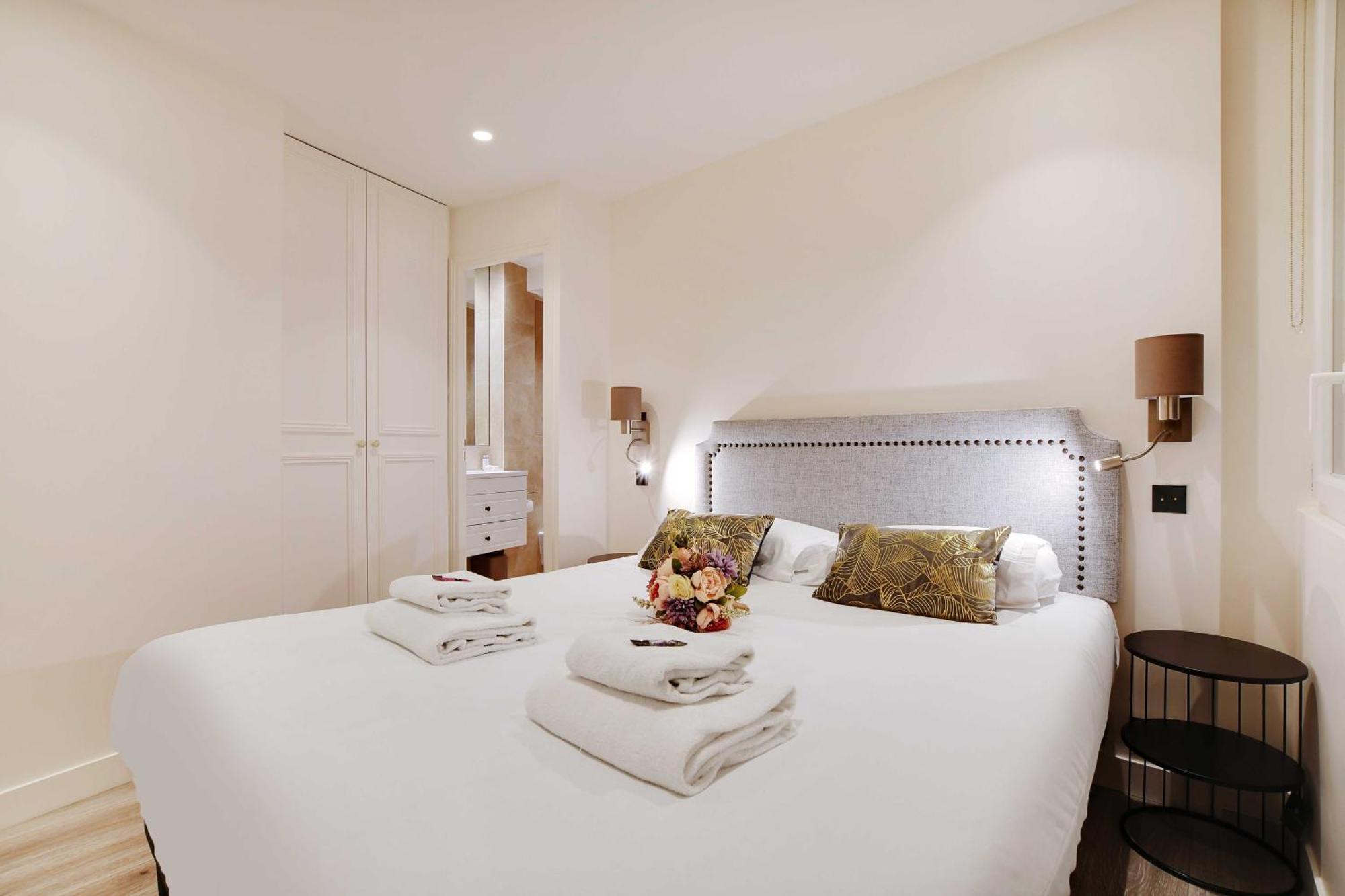 Modern - 2br-6p - Marais Apartment *
