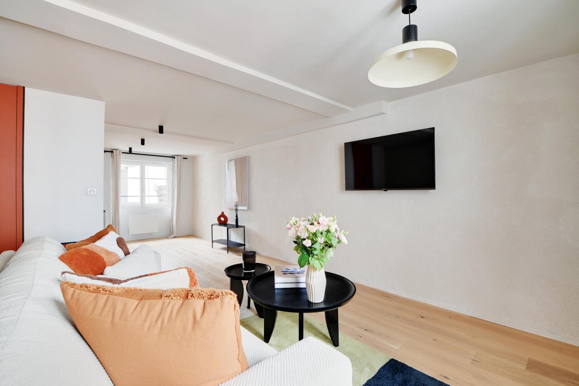 Sereners In Montorgueil - Rue Saint-denis *