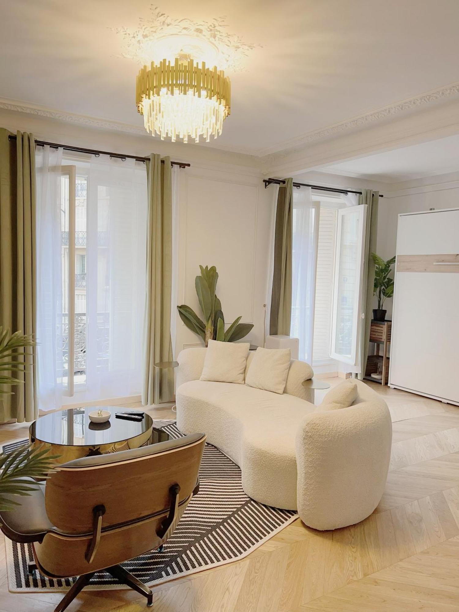 Apartment De Luxe Juste A Cote Des Champs-elysees *