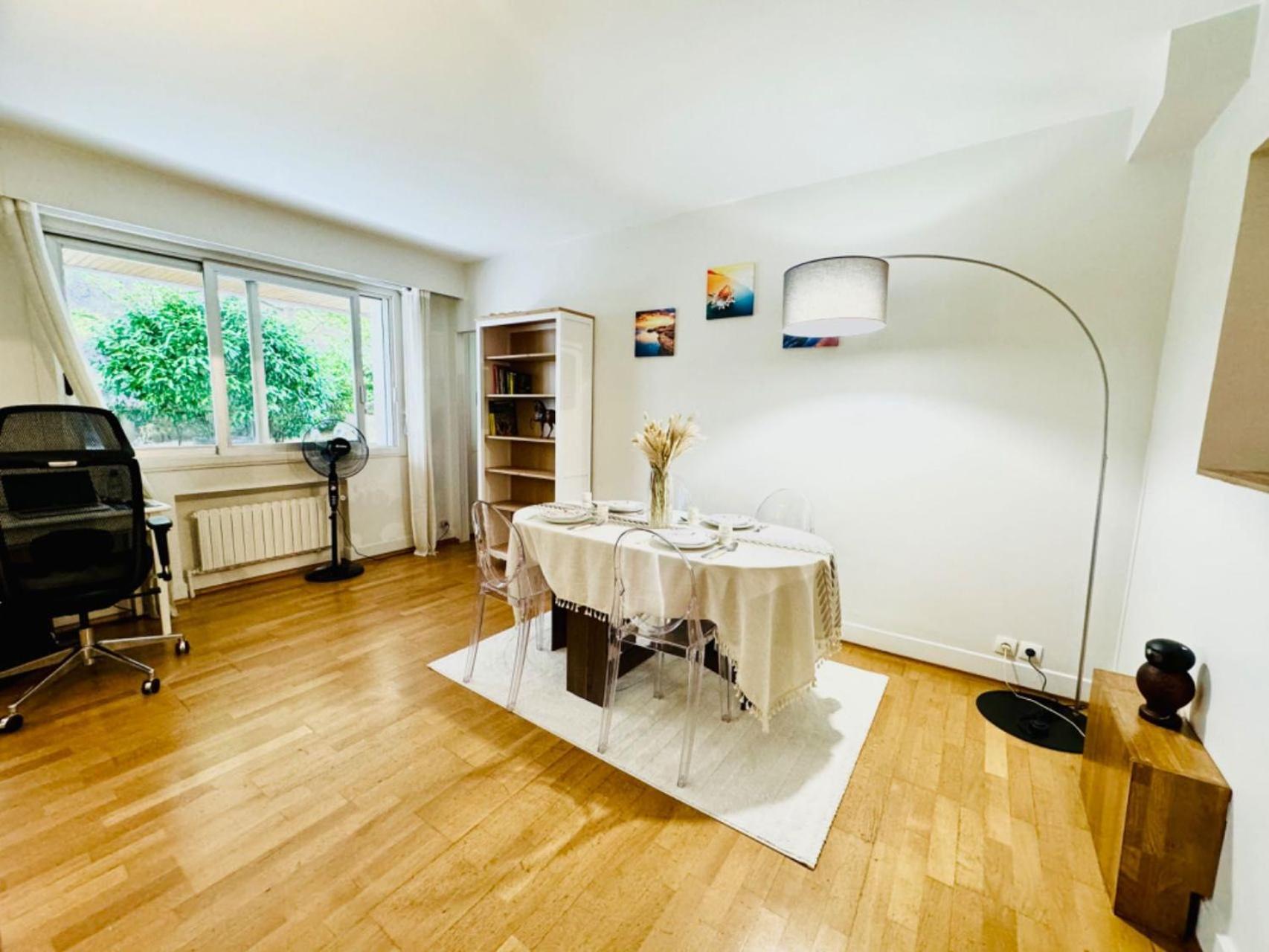 Appartement 2 Bedrooms Near Tour Eiffel Free Parking High Security Paris