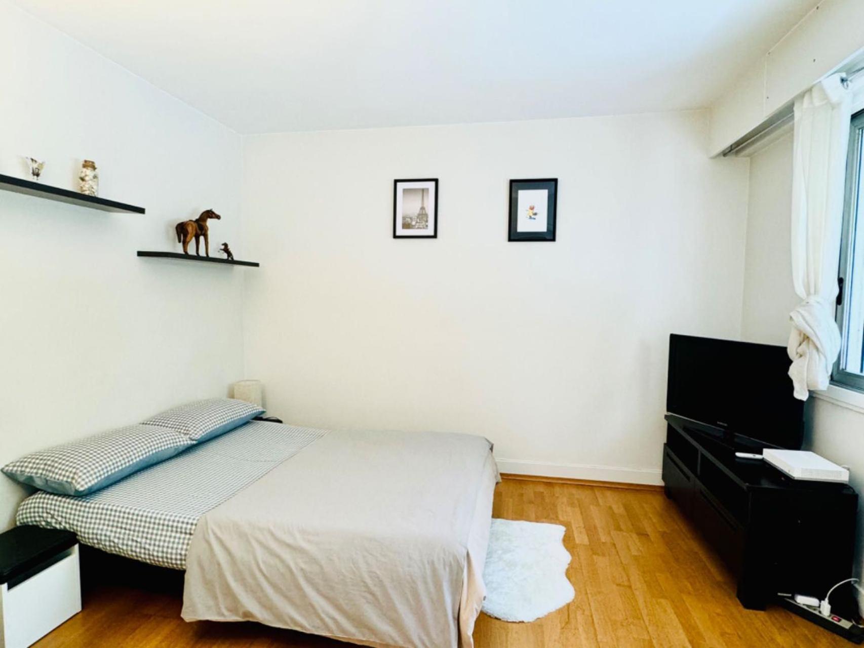 2 Bedrooms Near Tour Eiffel Free Parking High Security Appartement *