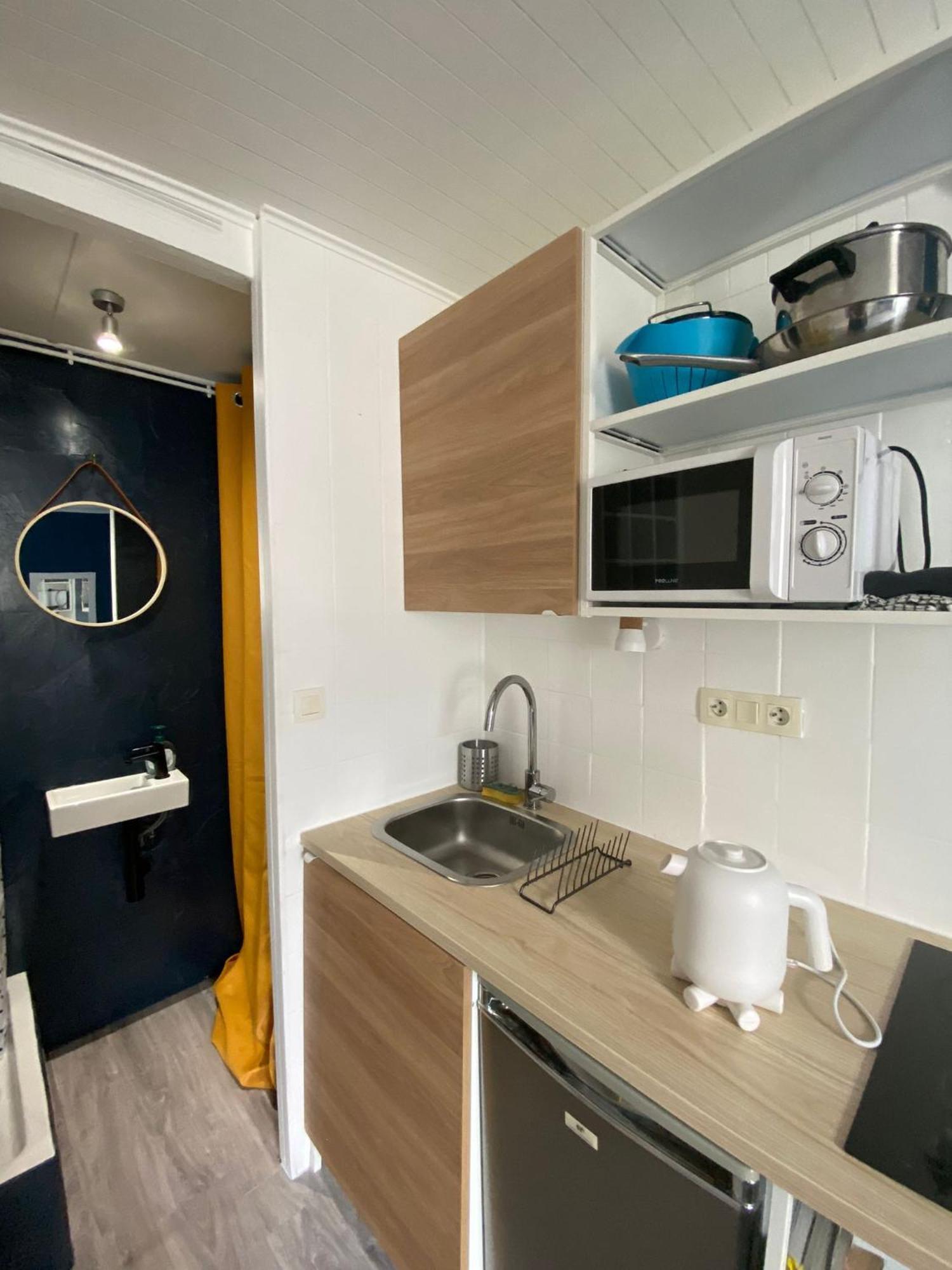 Bright Flat Apartment