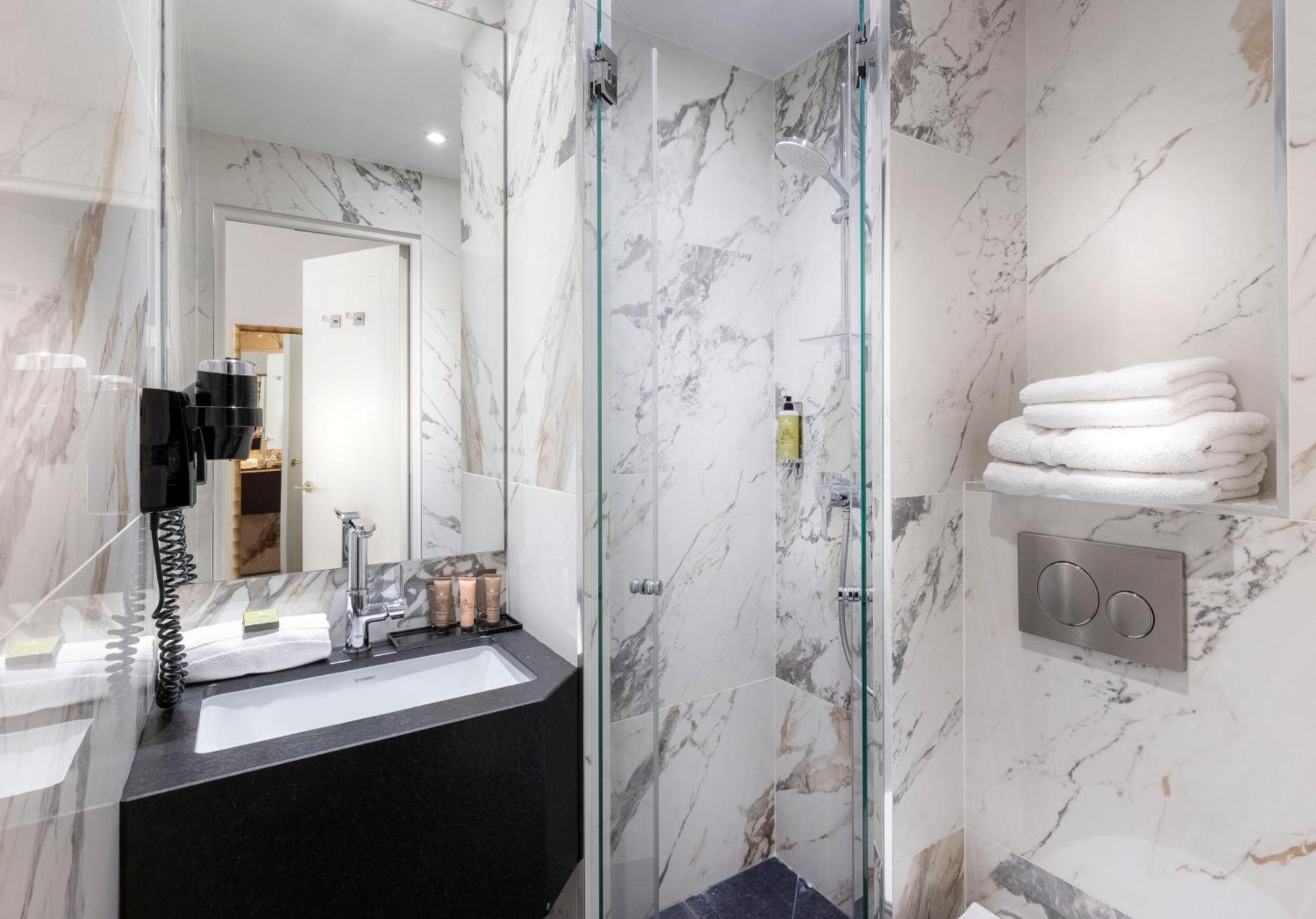 Du Bois Champs-elysees 3* Paris