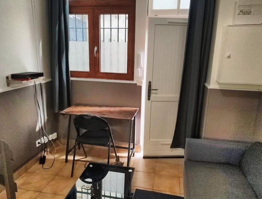 Appartement En Plein Coeur De South Pi *