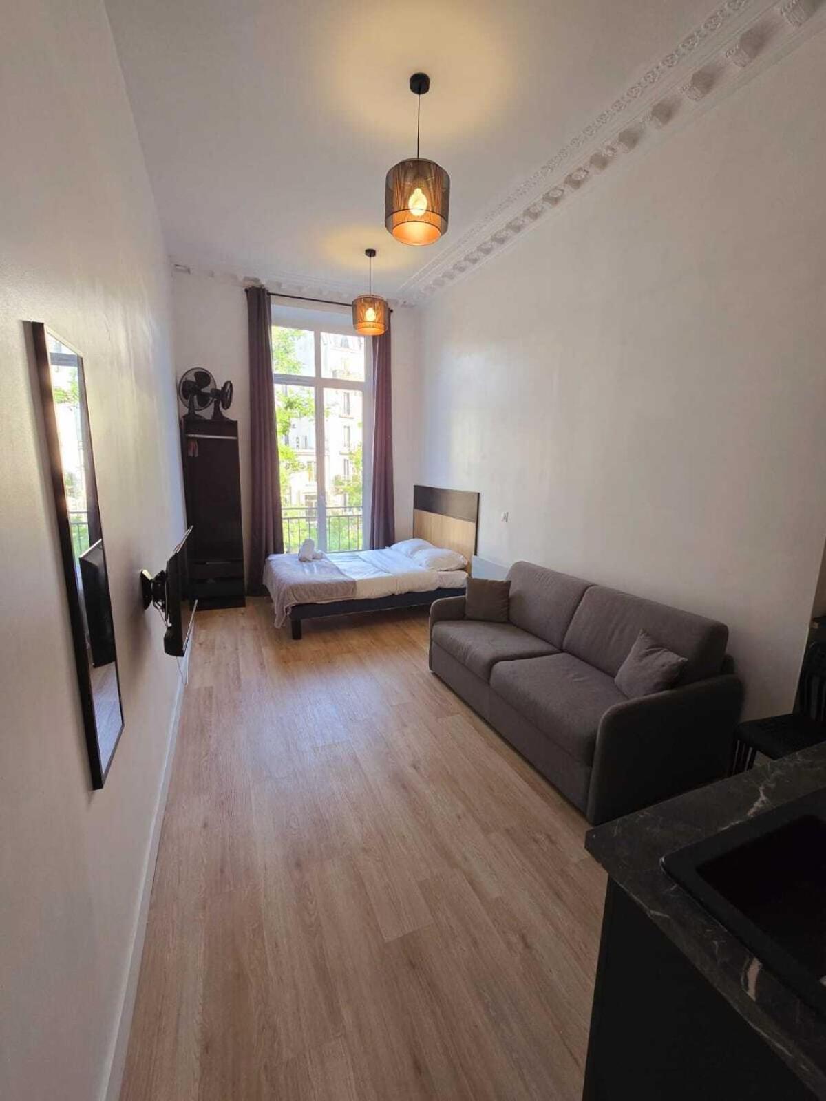 Montorgueil Apartment