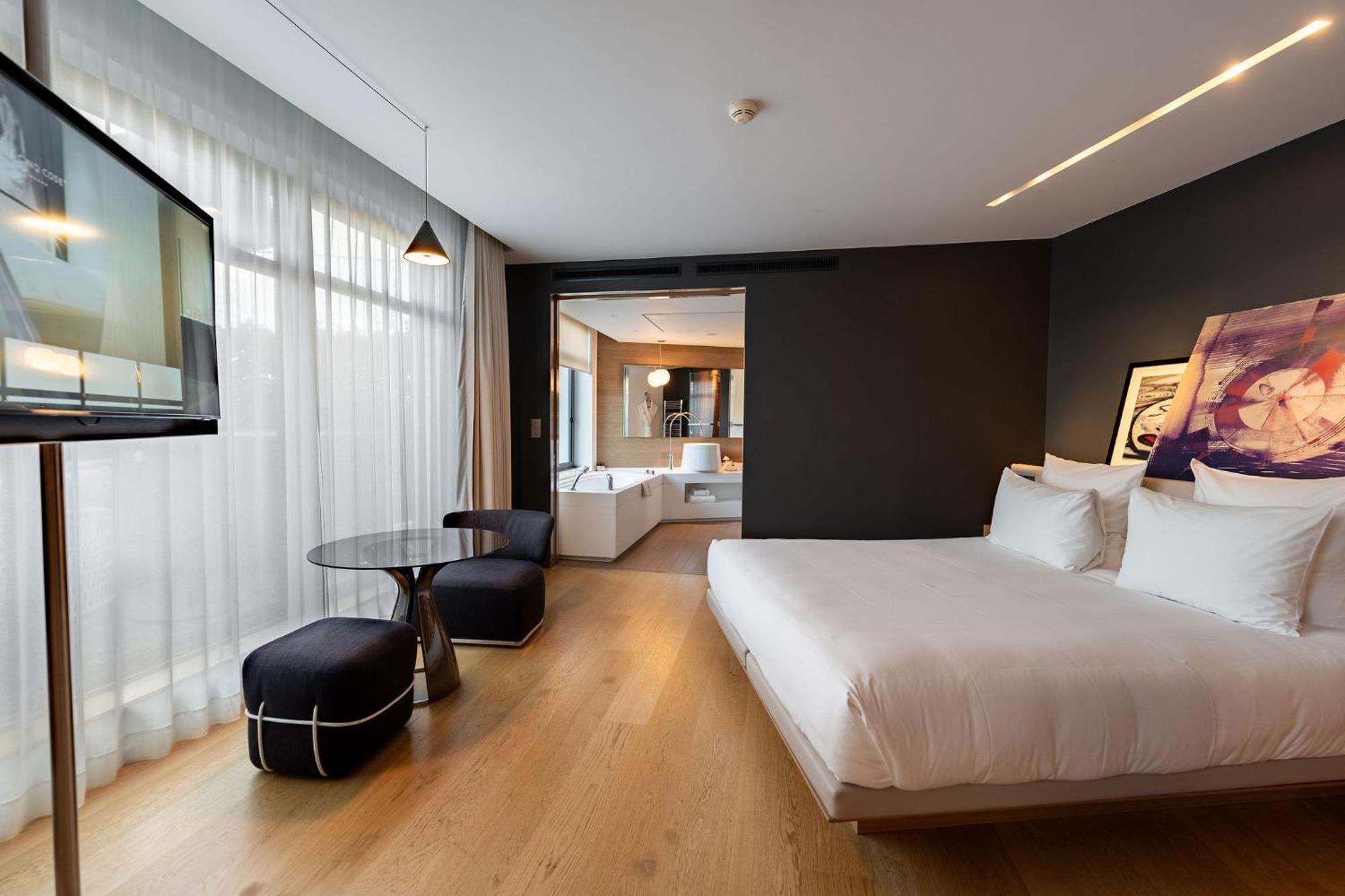 Le Cinq Codet Hotel Paris