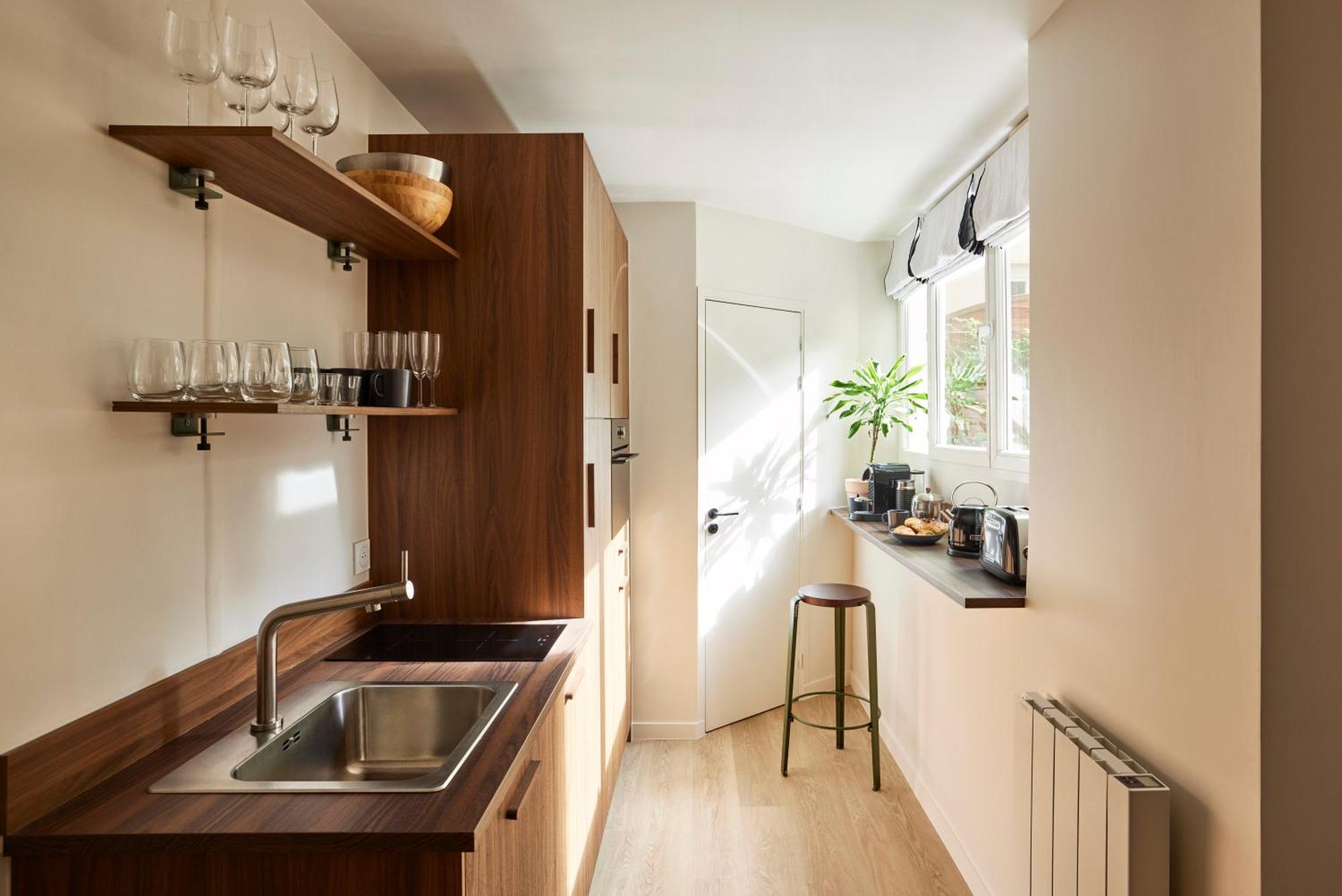 Apartment Stylish 2br & 2ba With Private Terrace